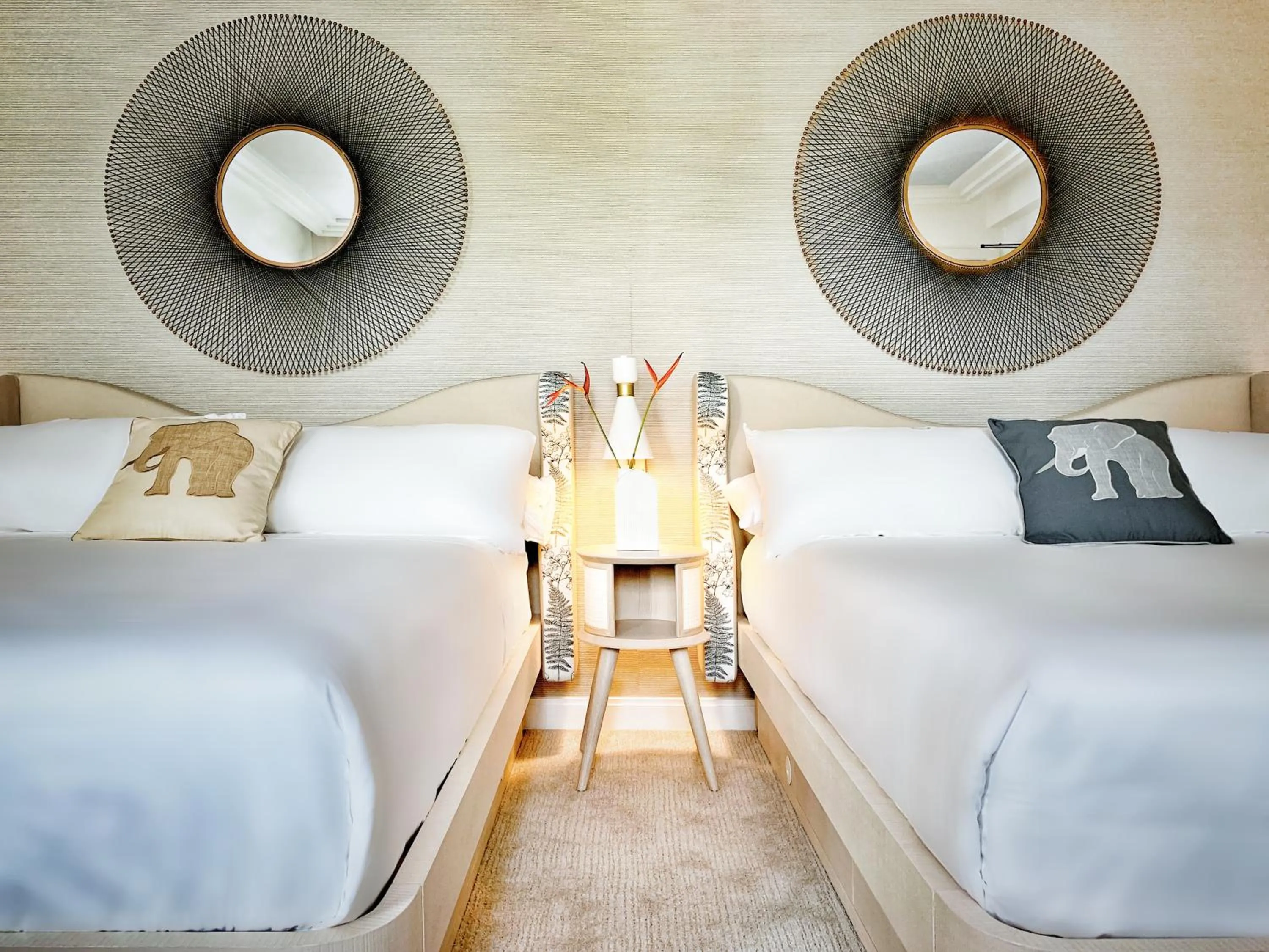 Bedroom, Bed in White Elephant Palm Beach