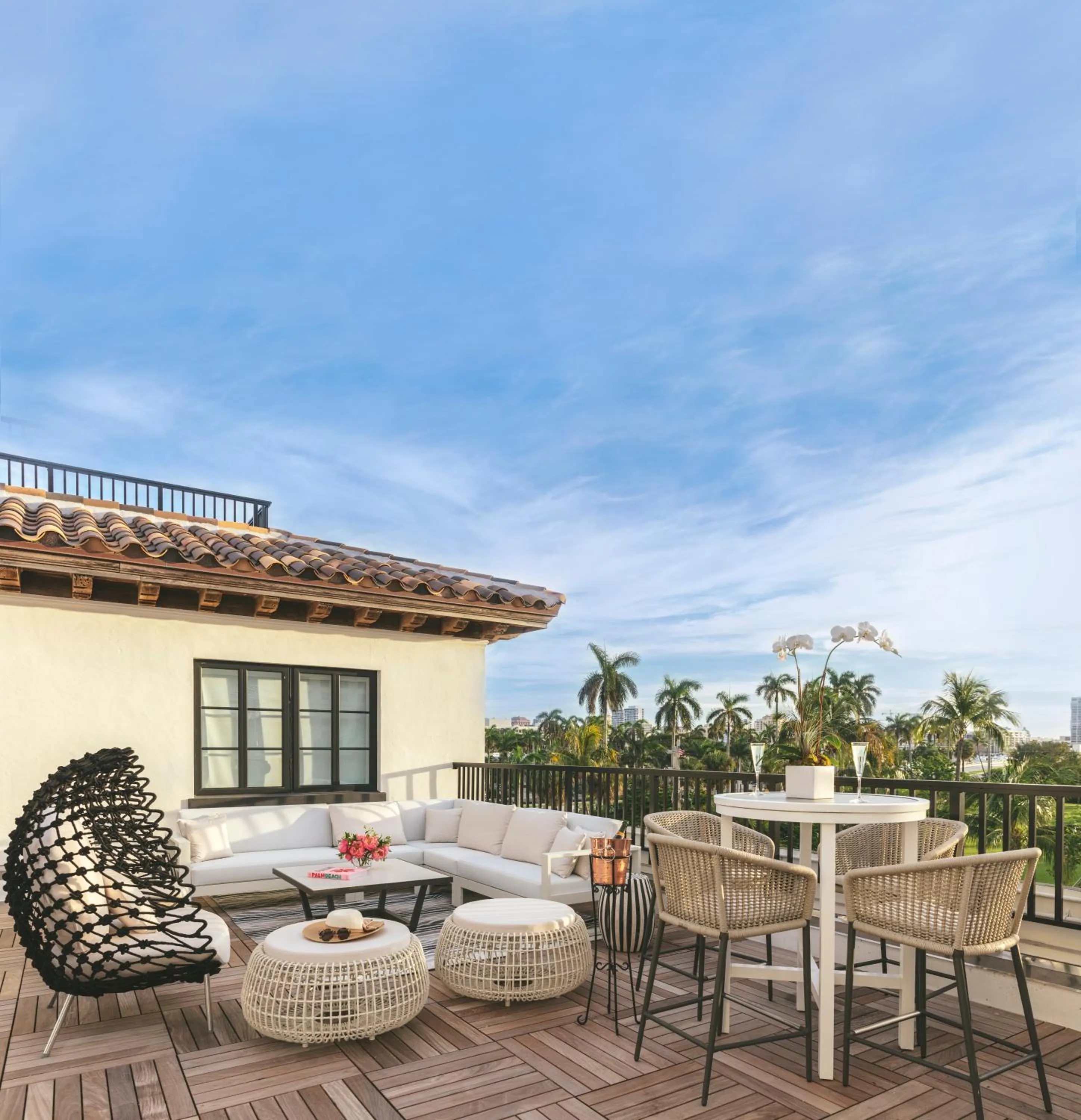 Balcony/Terrace in White Elephant Palm Beach