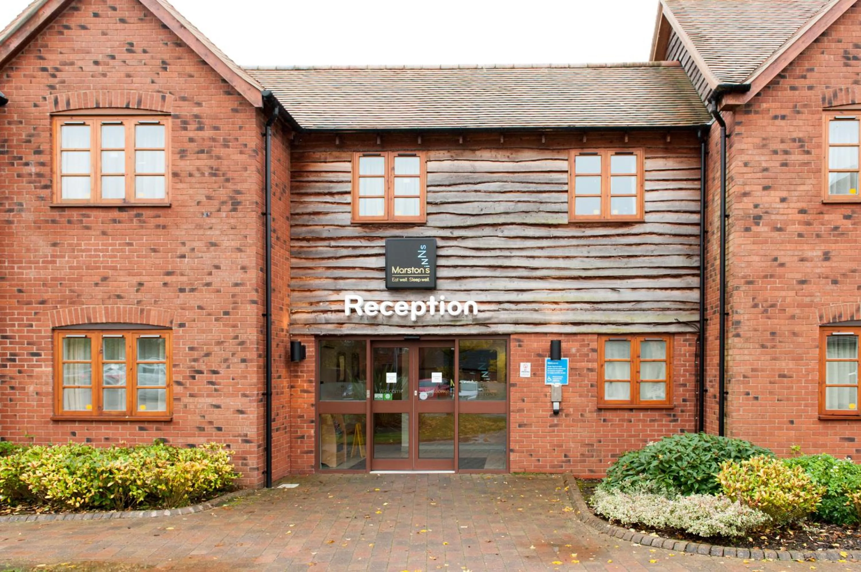 Property building in Meadow Farm Redditch by Marstons Inns