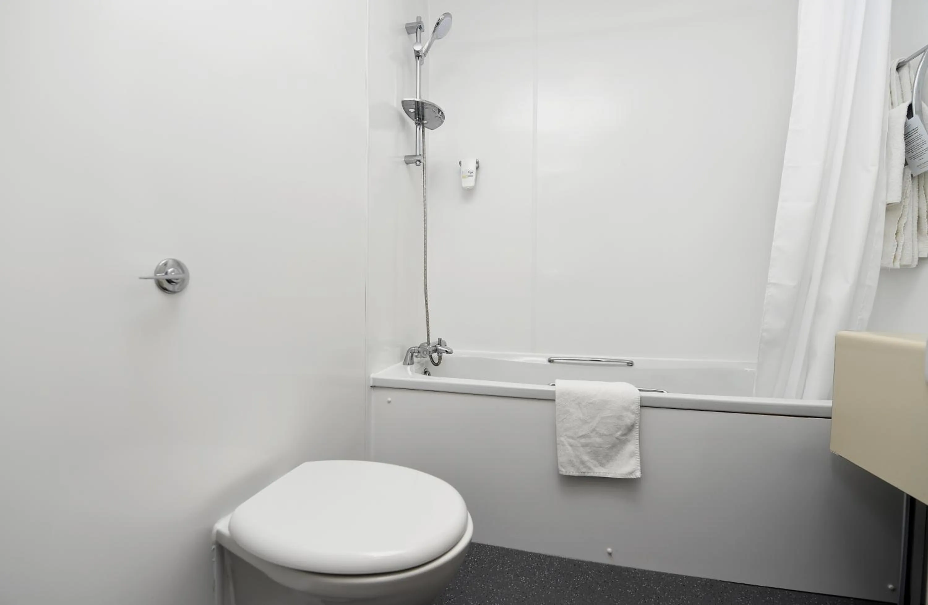 Shower in Wynnstay Arms, Wrexham by Marston's Inns