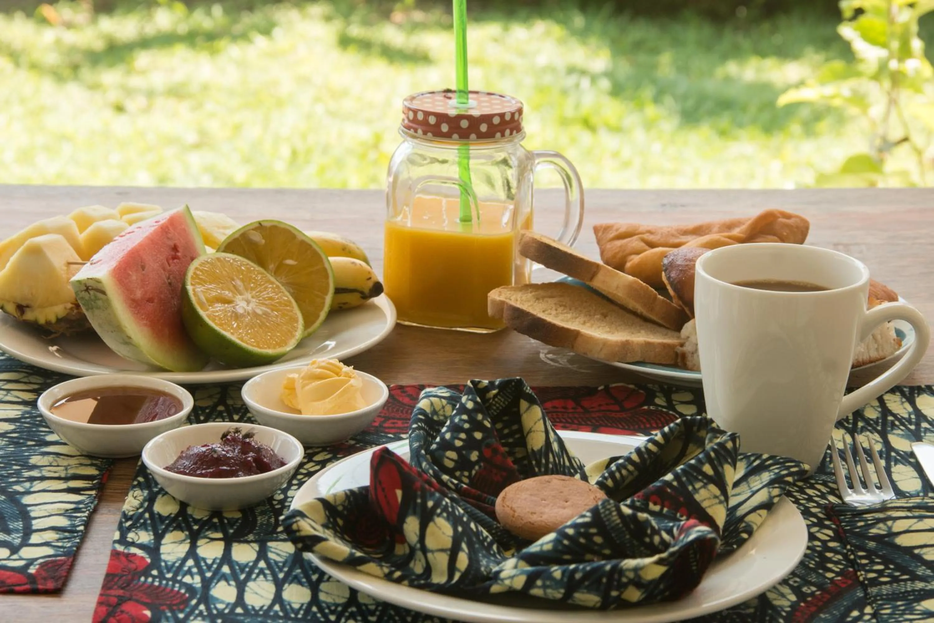 Breakfast in Villa Kiota