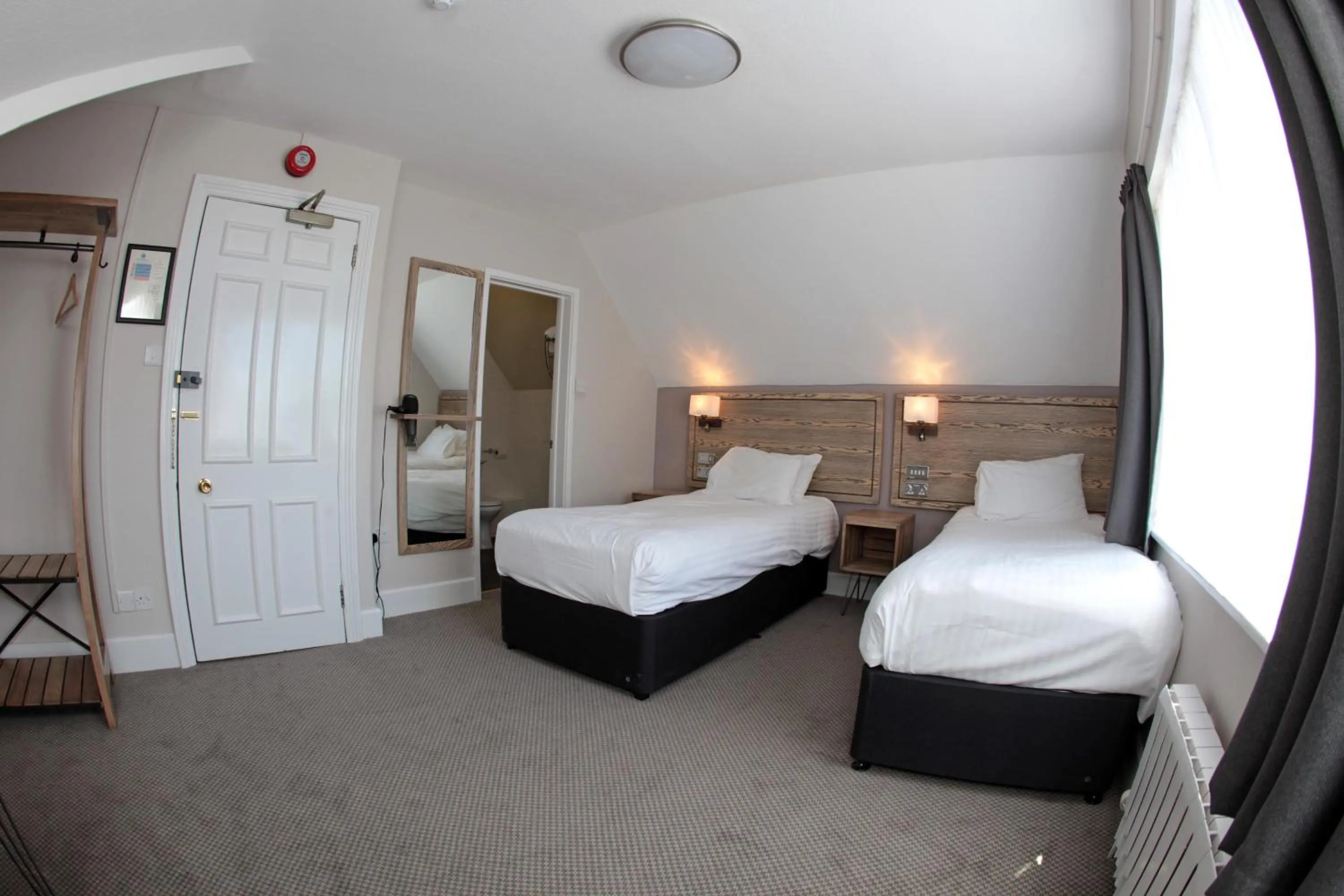Bedroom, Bed in Bear Inn, Somerset by Marston's Inns