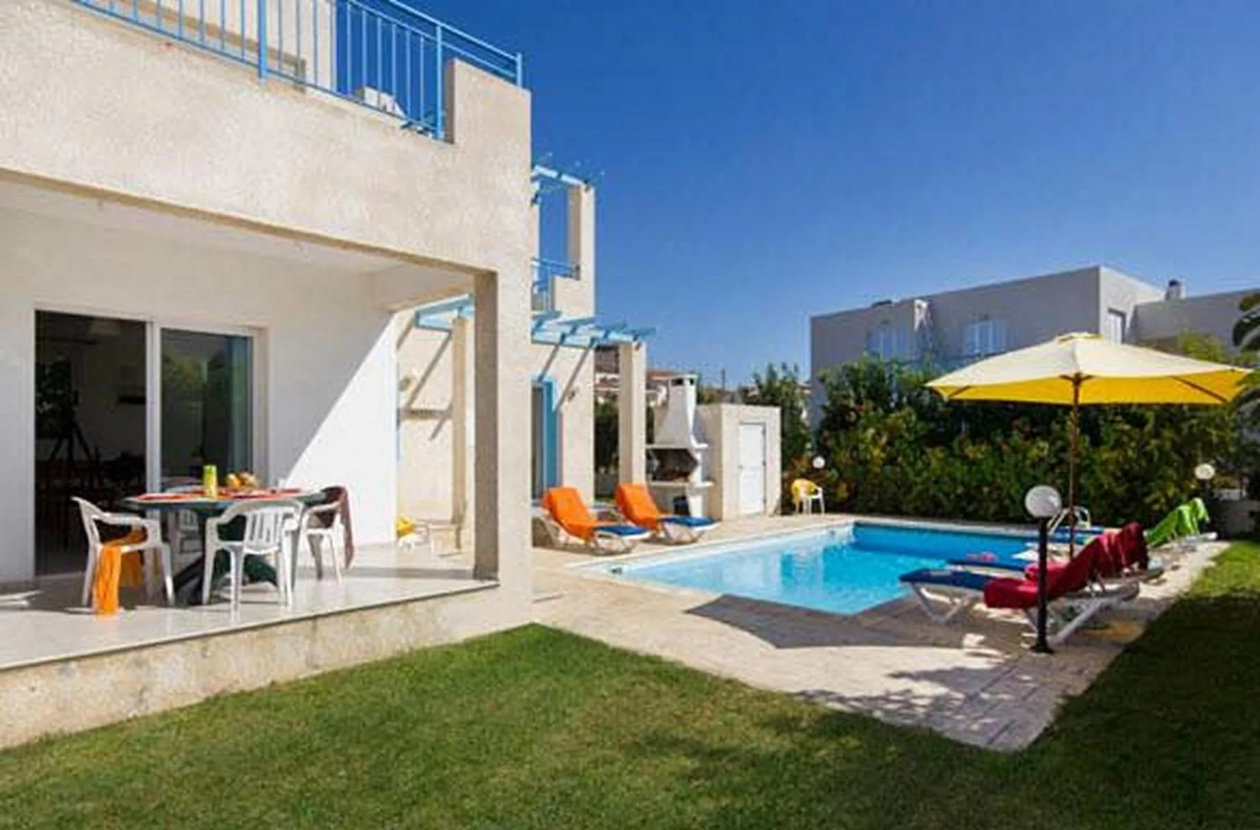 Garden in Philippos Paphos villas - villa 3