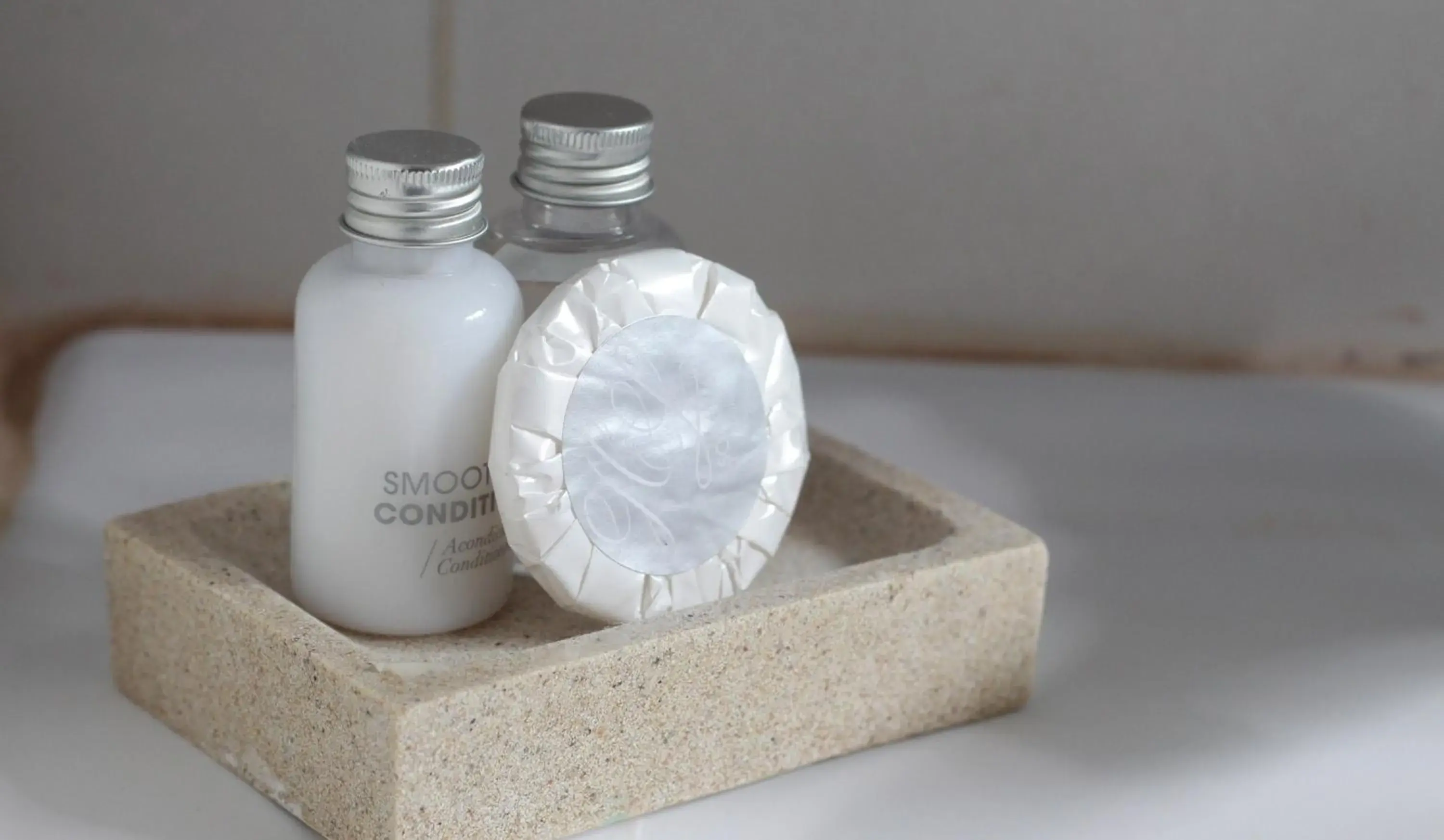 Twin Room - single occupancy in Inaki Uhi Hotel Twin Room - single occupancy in Inaki Uhi Hotel