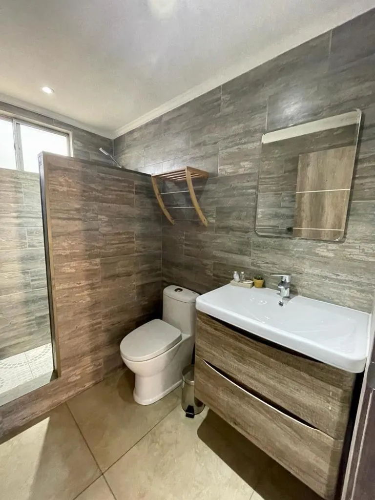 Bathroom in Inaki Uhi Hotel