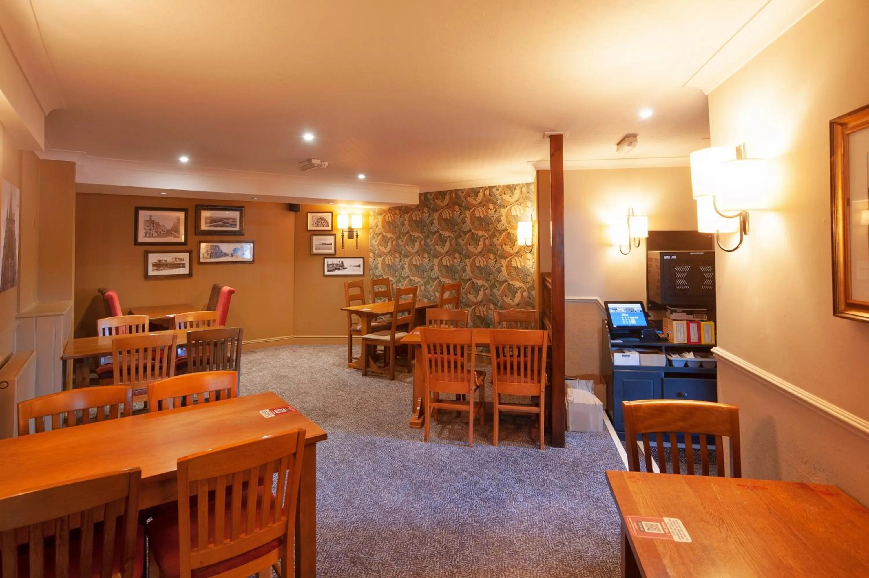 Restaurant/places to eat in Shah of Persia, Poole by Marston's Inns