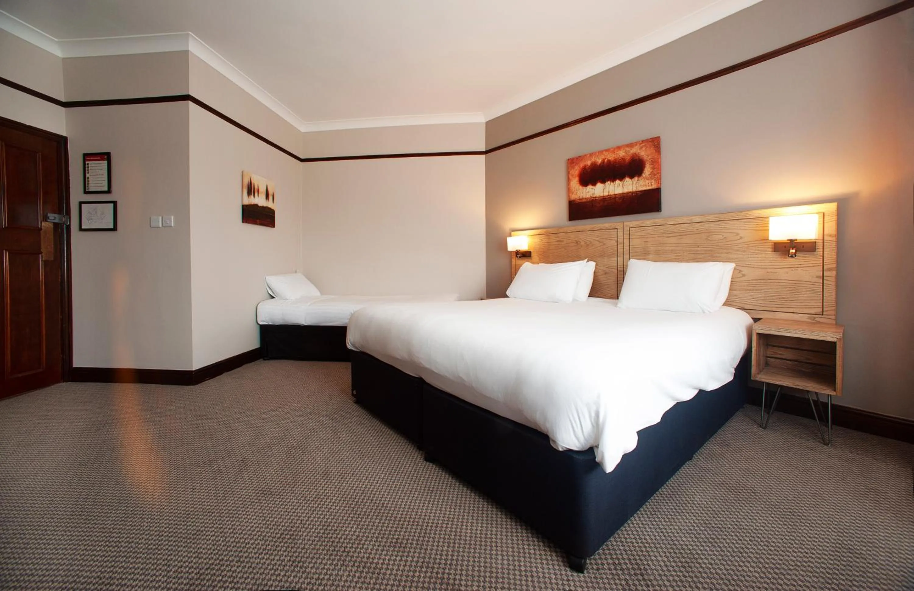 Bedroom, Bed in Shah of Persia, Poole by Marston's Inns