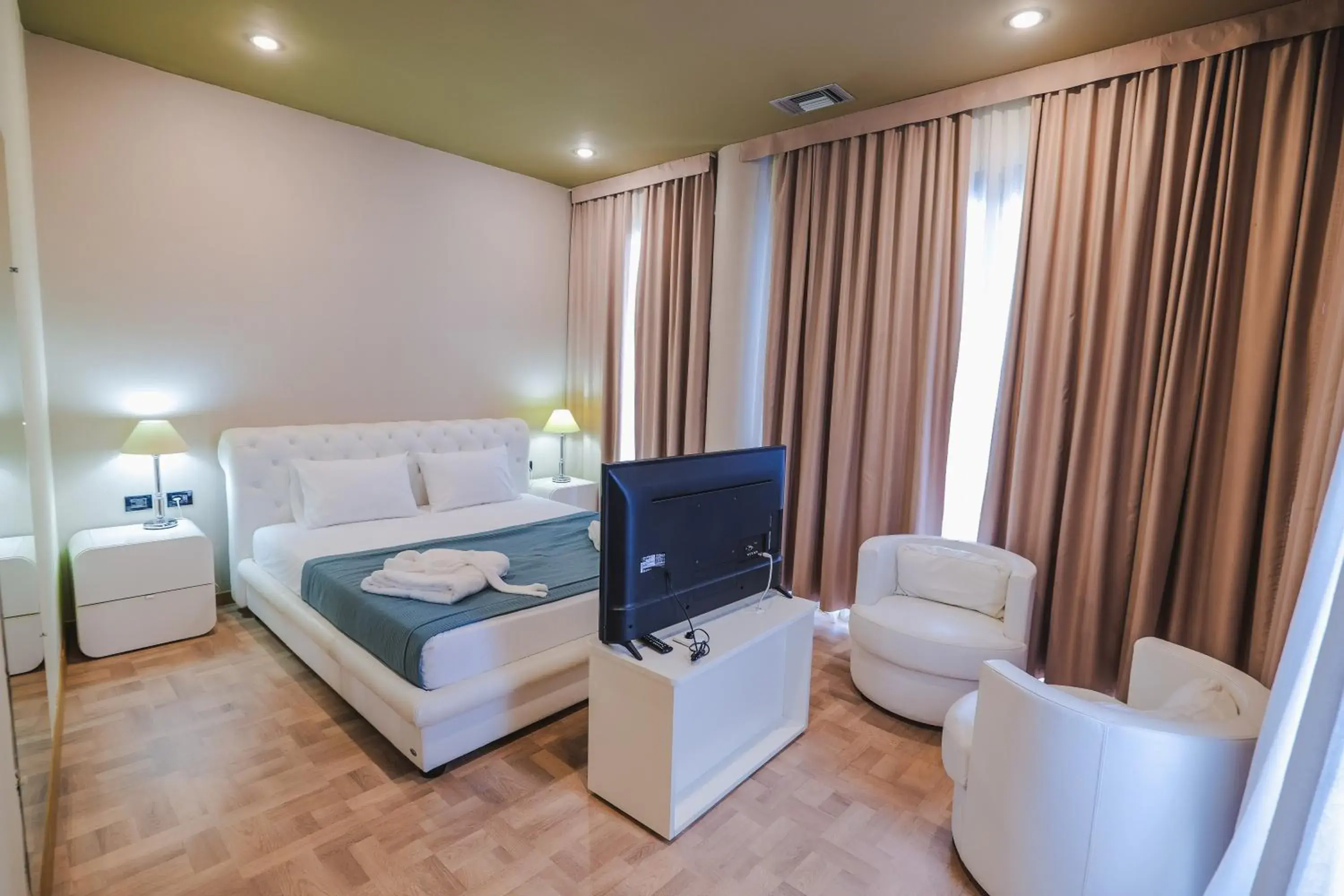 Diplomat Suite with Sea View in Rapo's Resort Hotel Diplomat Suite with Sea View in Rapo's Resort Hotel