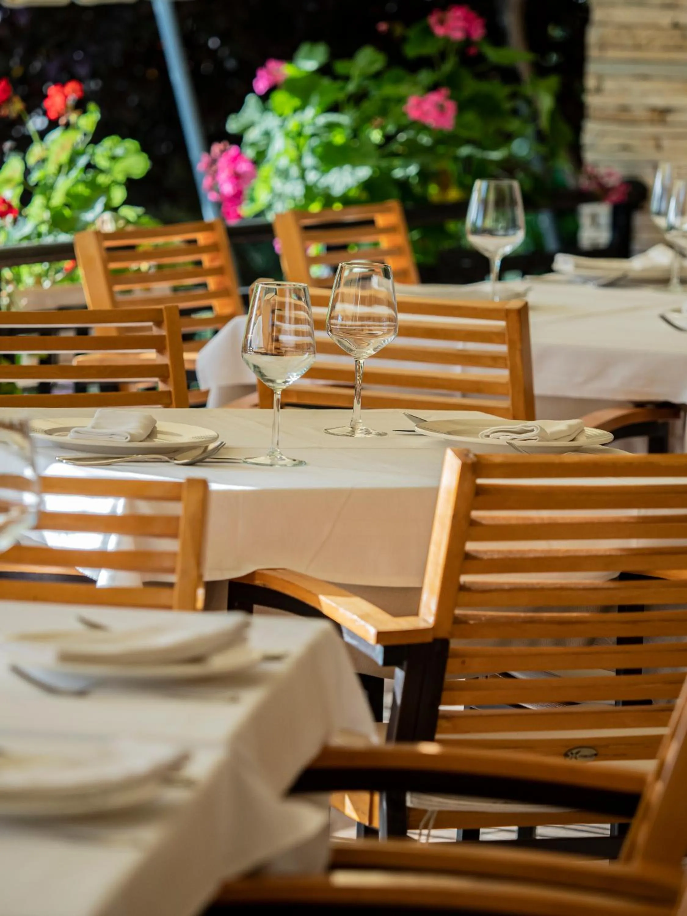 Restaurant/places to eat in Rapo's Resort Hotel