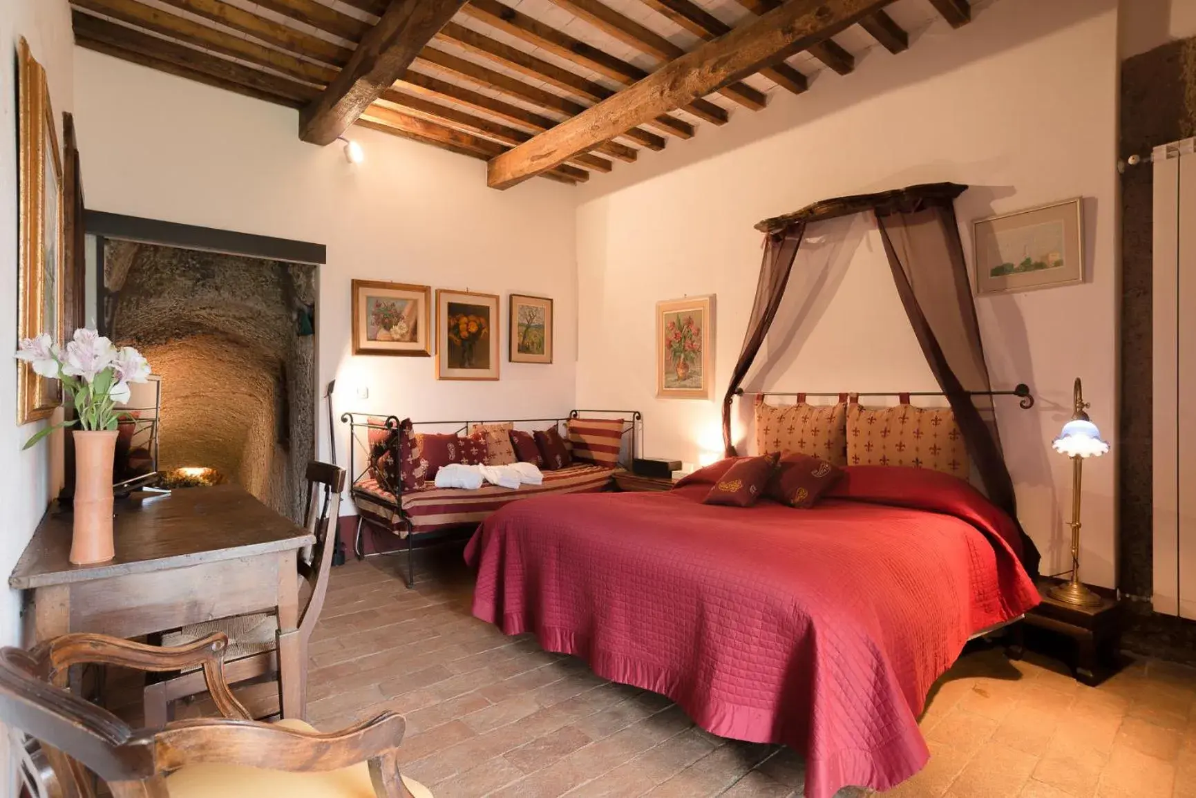 Triple Room with Garden View - single occupancy in PoggioBa Triple Room with Garden View - single occupancy in PoggioBa