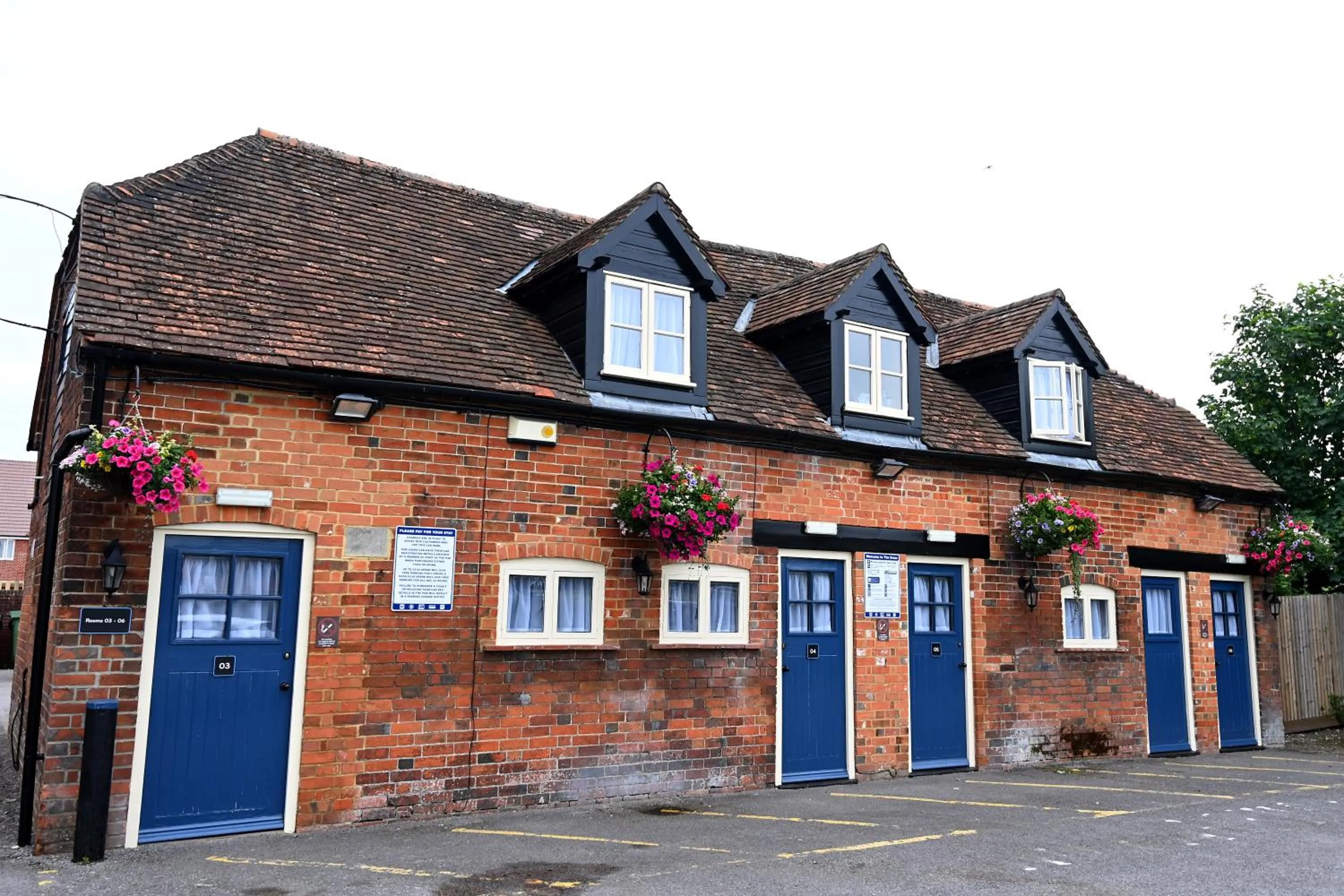 Property building in Swan, Thatcham by Marston's Inns