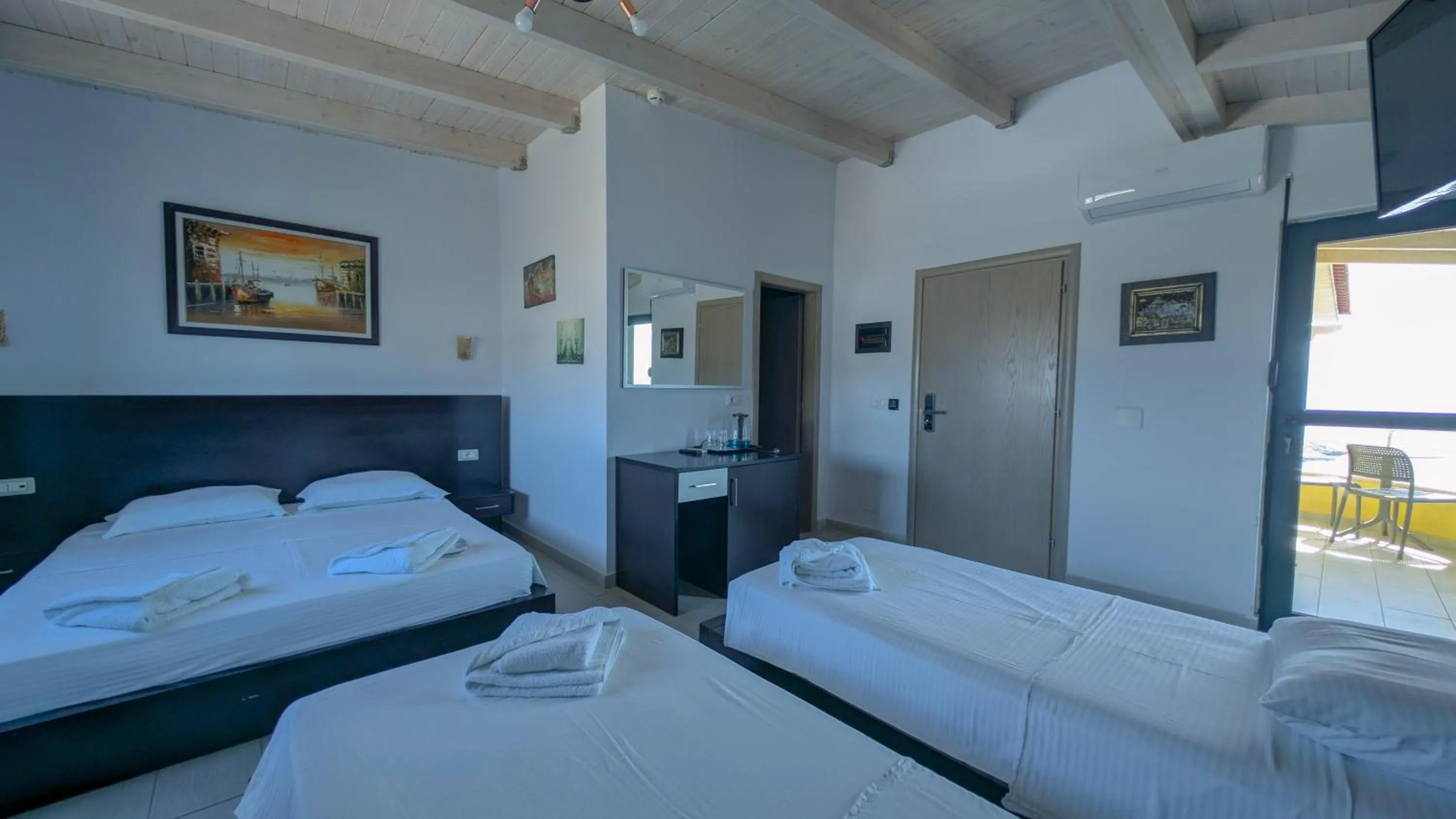 Bedroom, Bed in Hotel Bahamas