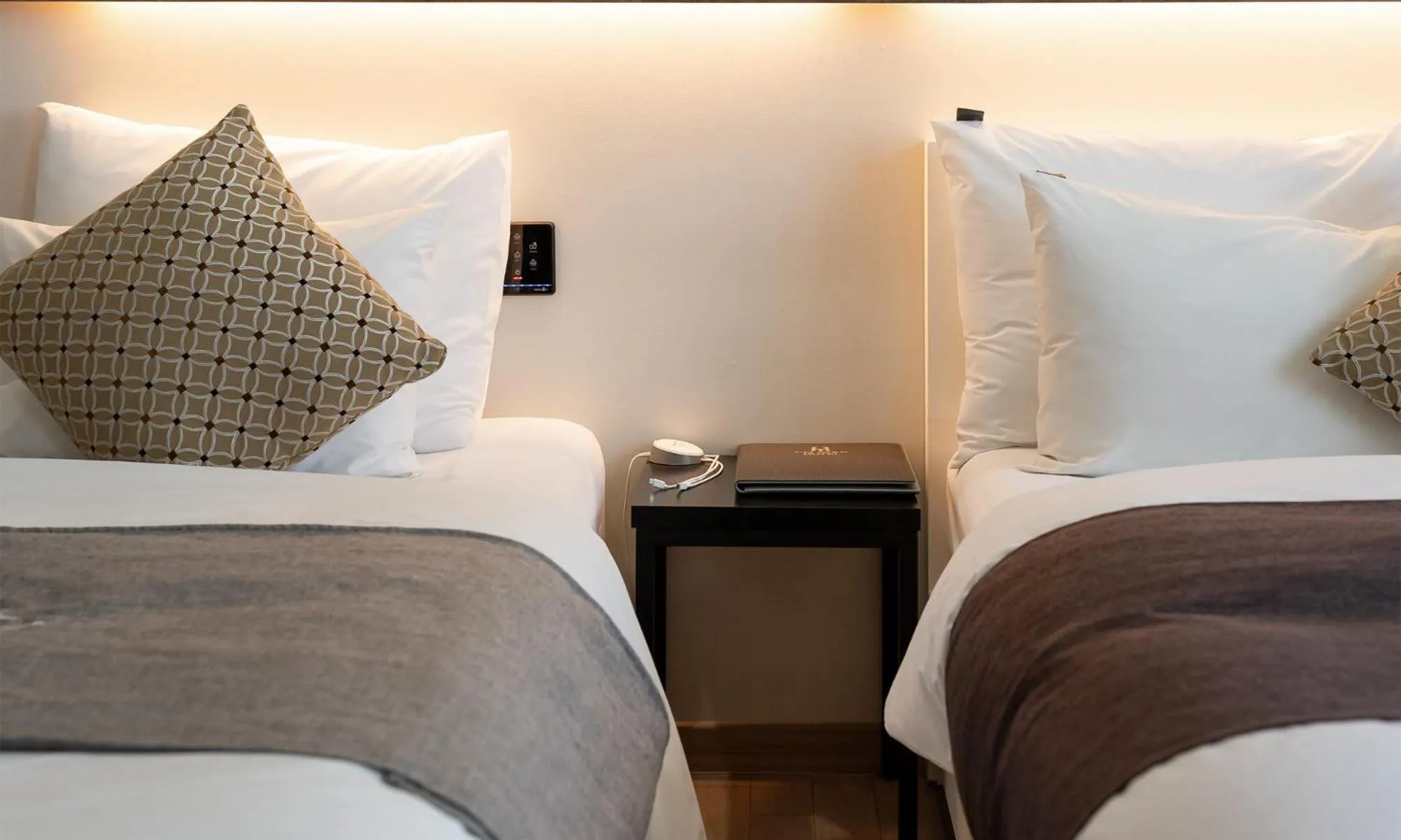 Bed in CM Park Hotel