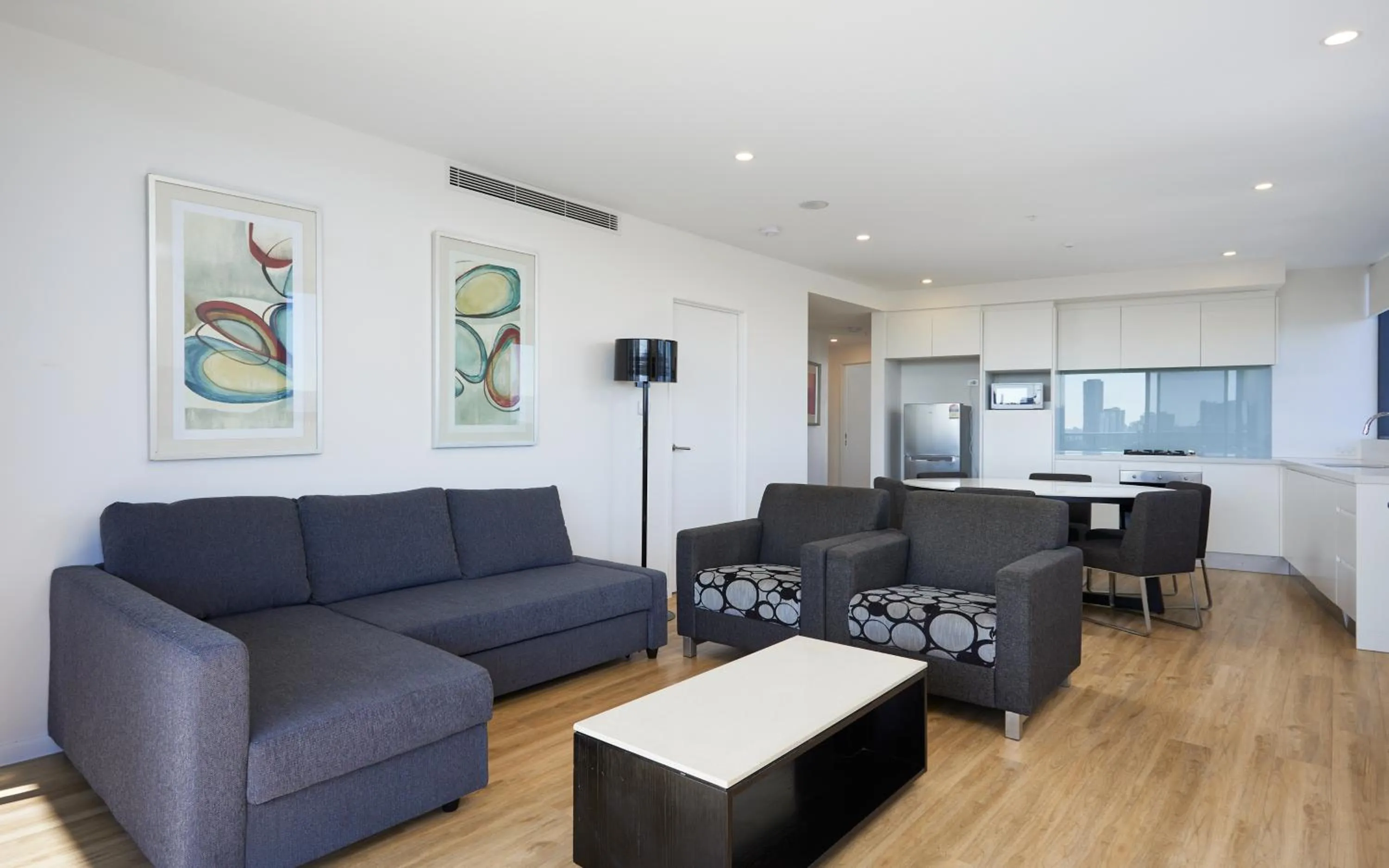 Living room in Ruby Gold Coast By Serain