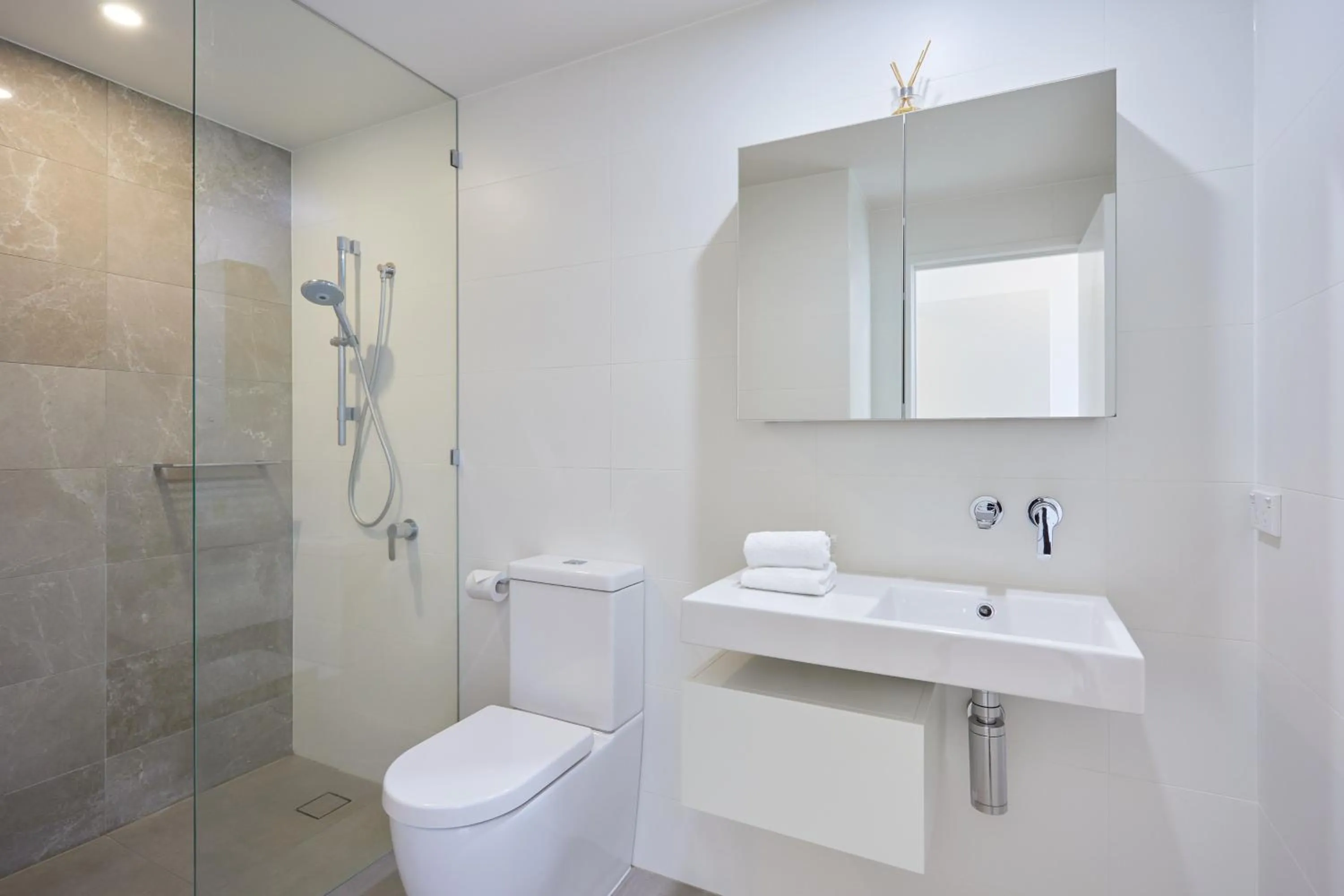 Ruby Gold Coast By Serain