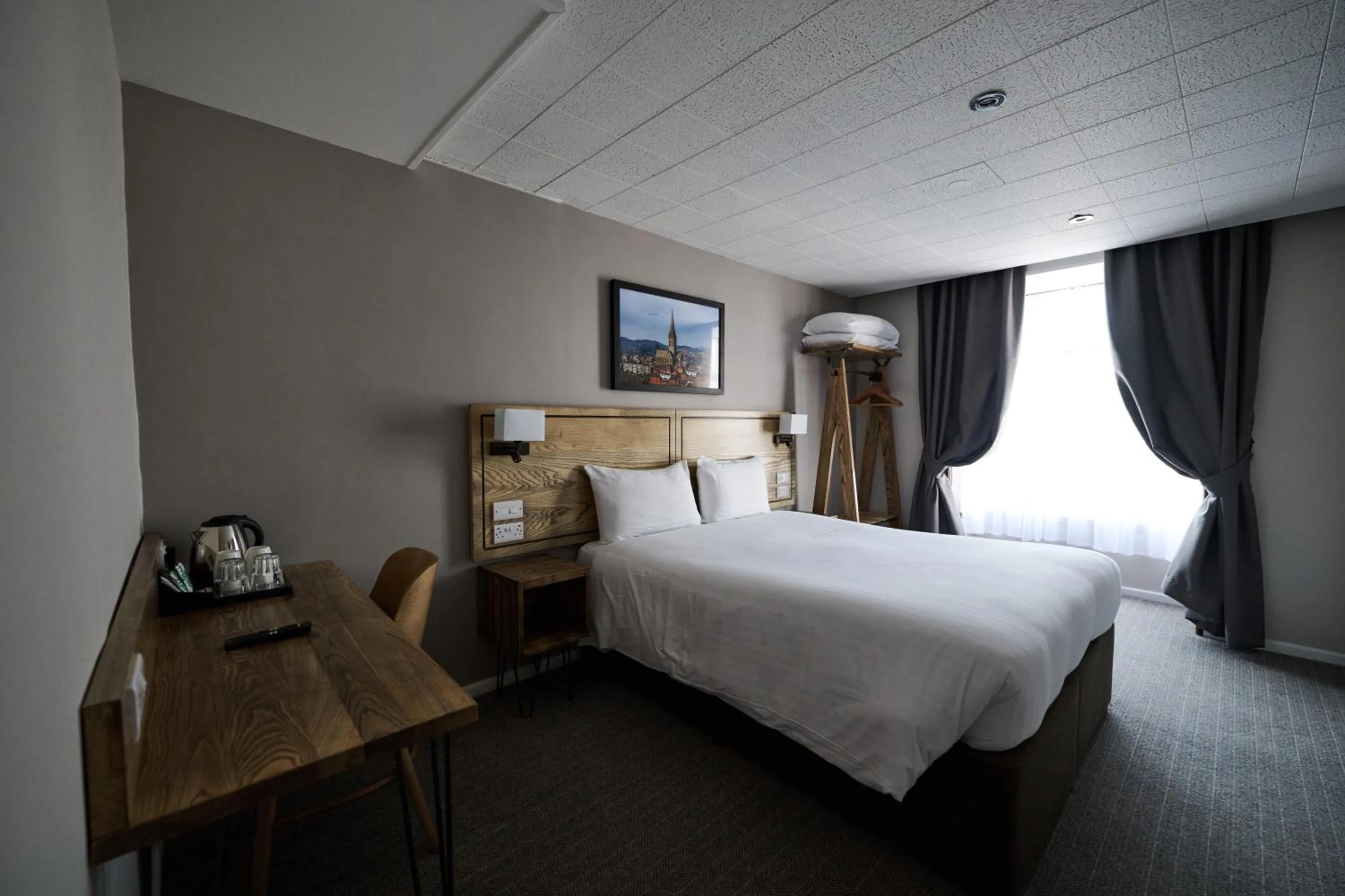 Bedroom, Bed in White Hart, Exeter by Marston's Inns