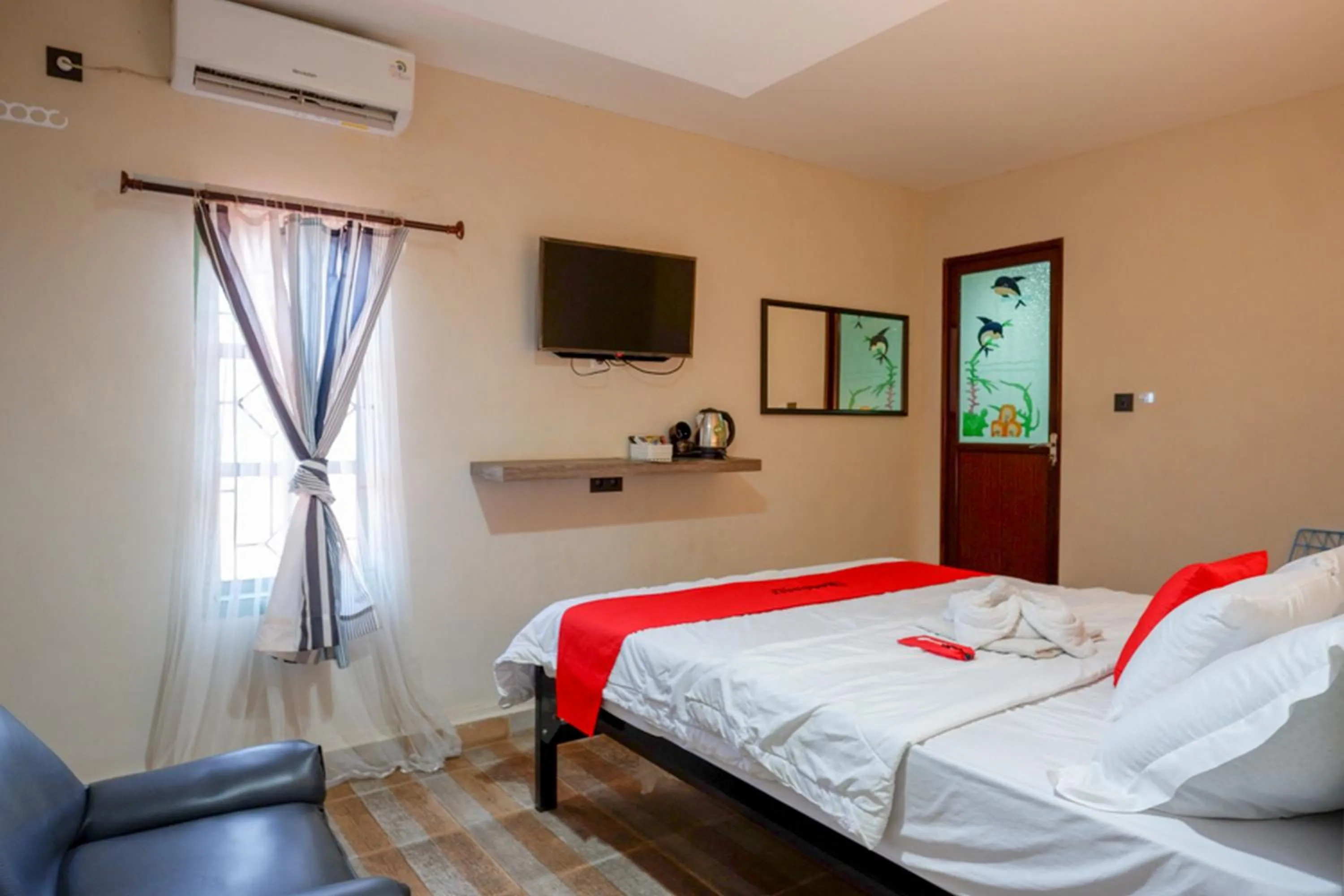 Bed in RedDoorz Syariah At Jalan Jenderal Sudirman Palopo
