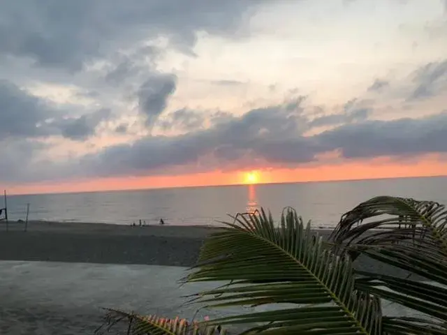 Double Room with Balcony and Sea View in EM Royalle Hotel & Beach Resort Double Room with Balcony and Sea View in EM Royalle Hotel & Beach Resort