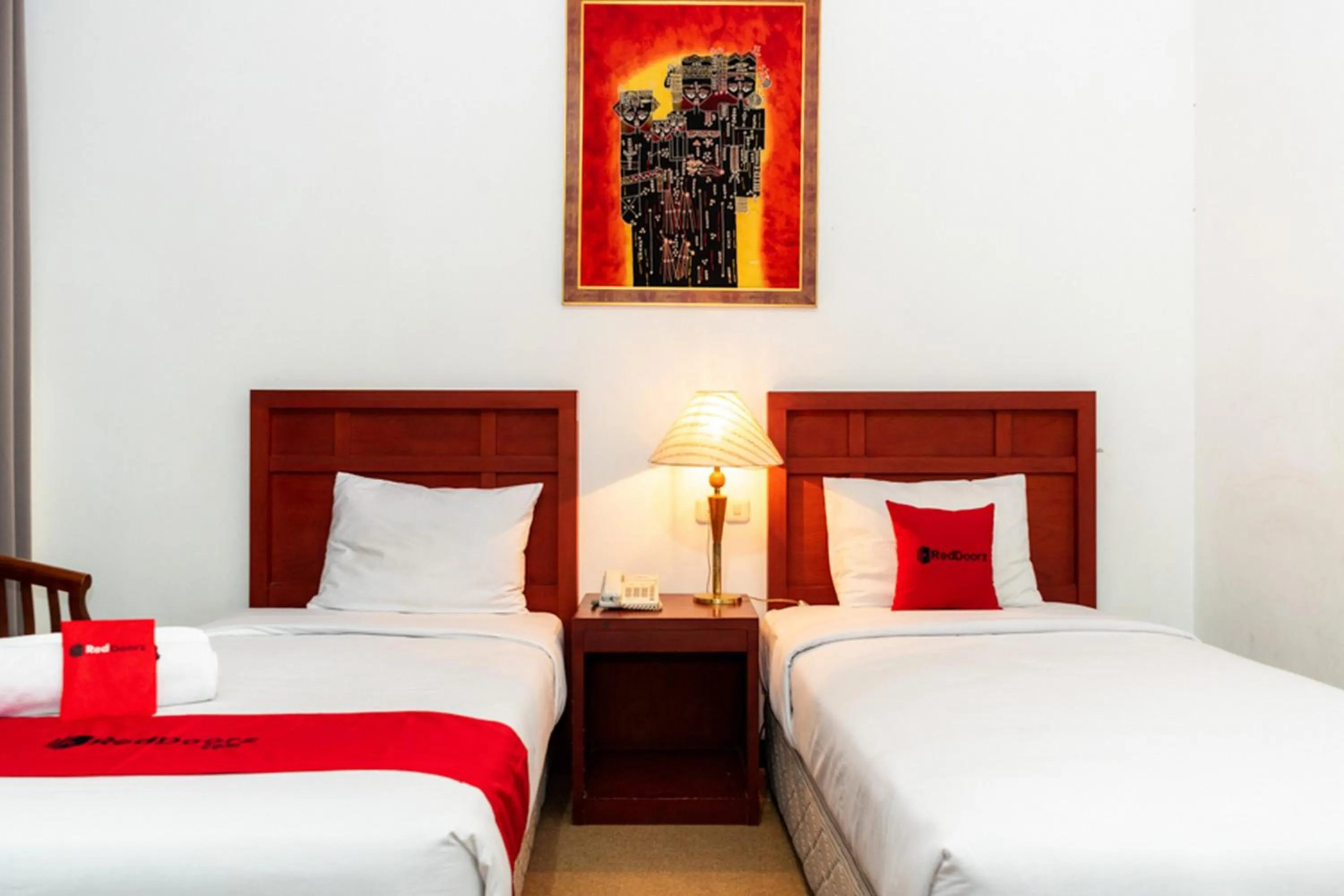 Bedroom, Bed in RedDoorz Plus Syariah near Java Supermall Semarang 2