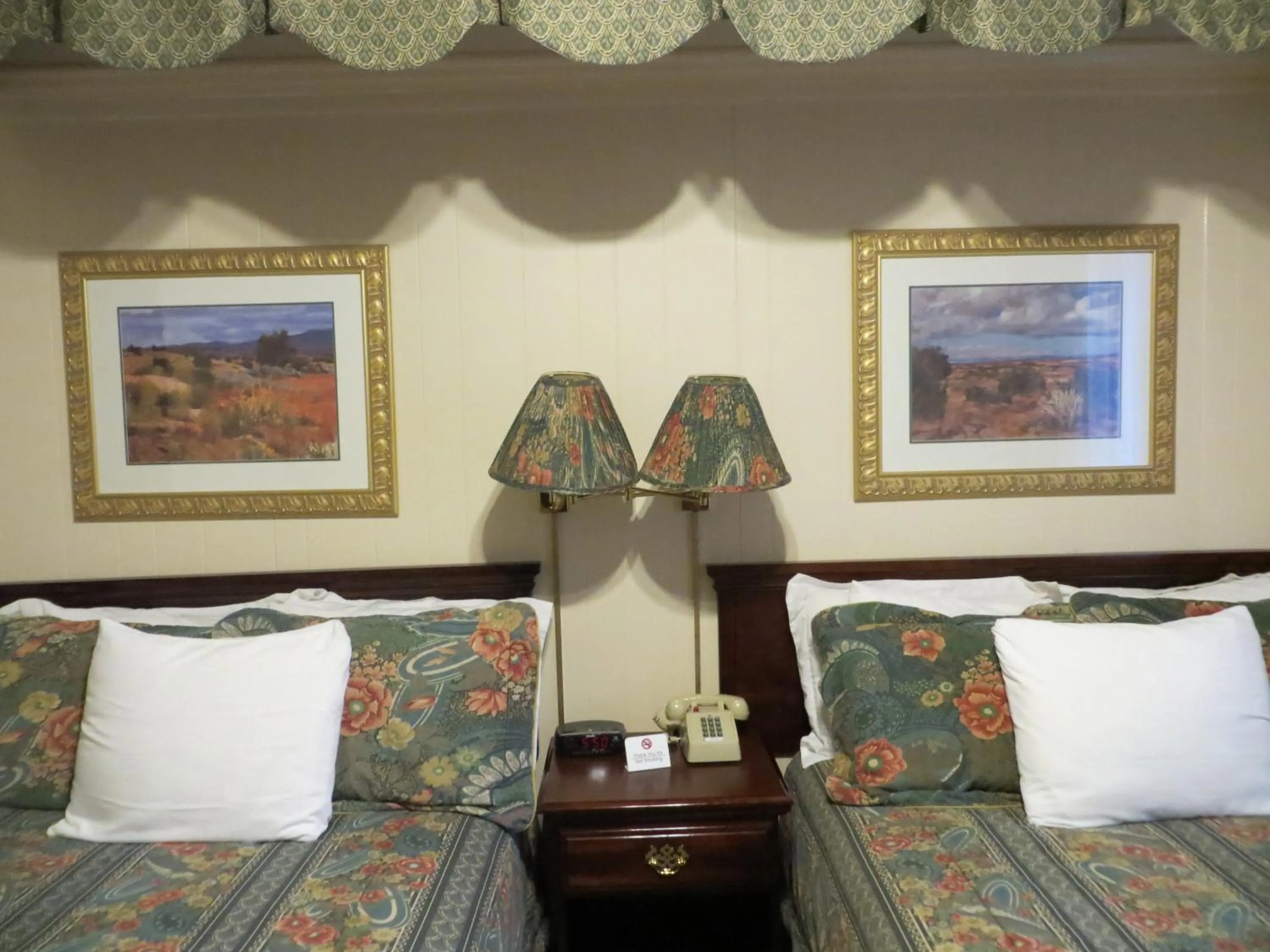 Bed in Hotel San Carlos