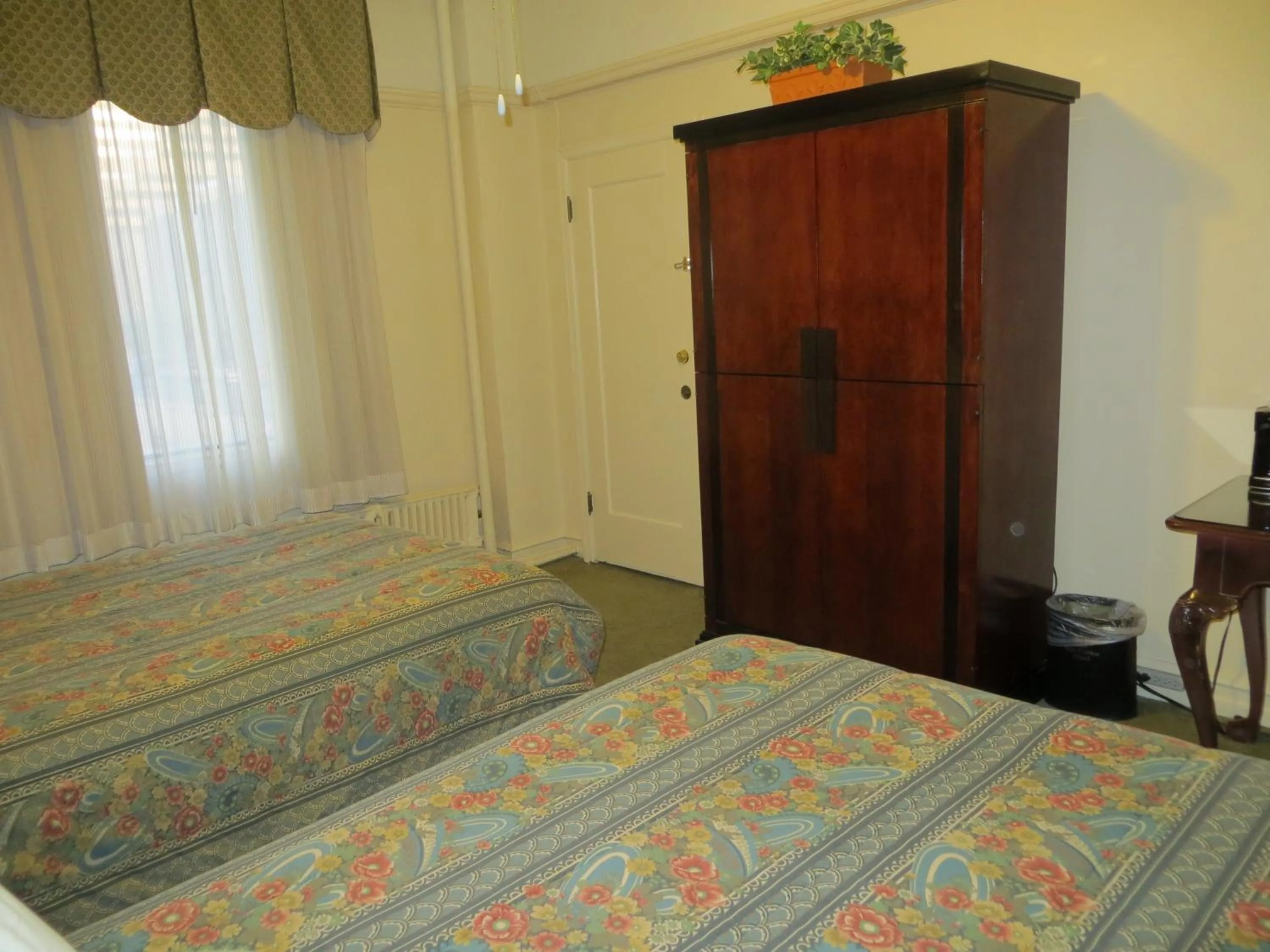 Bed in Hotel San Carlos