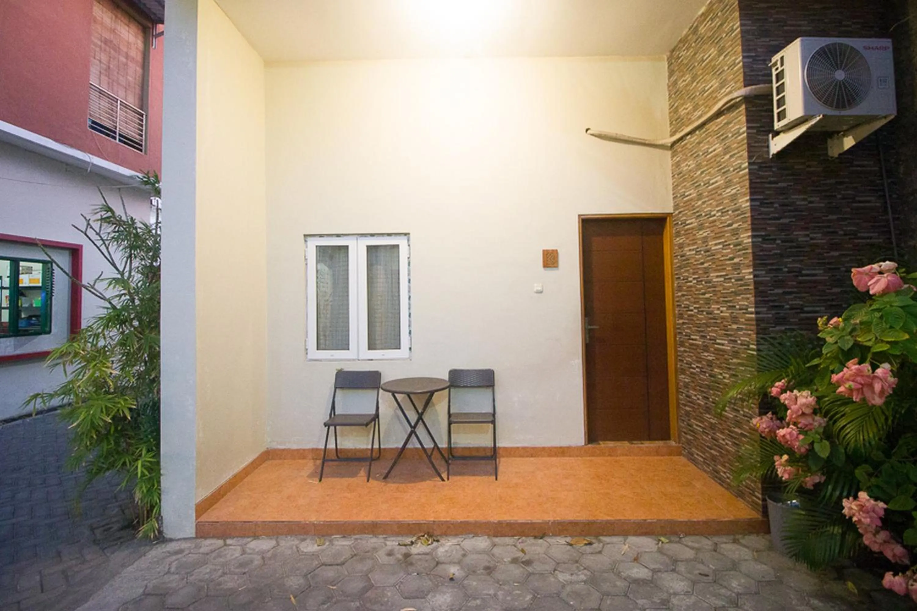 Property building in RedDoorz Plus Syariah near Alun Alun Sampang