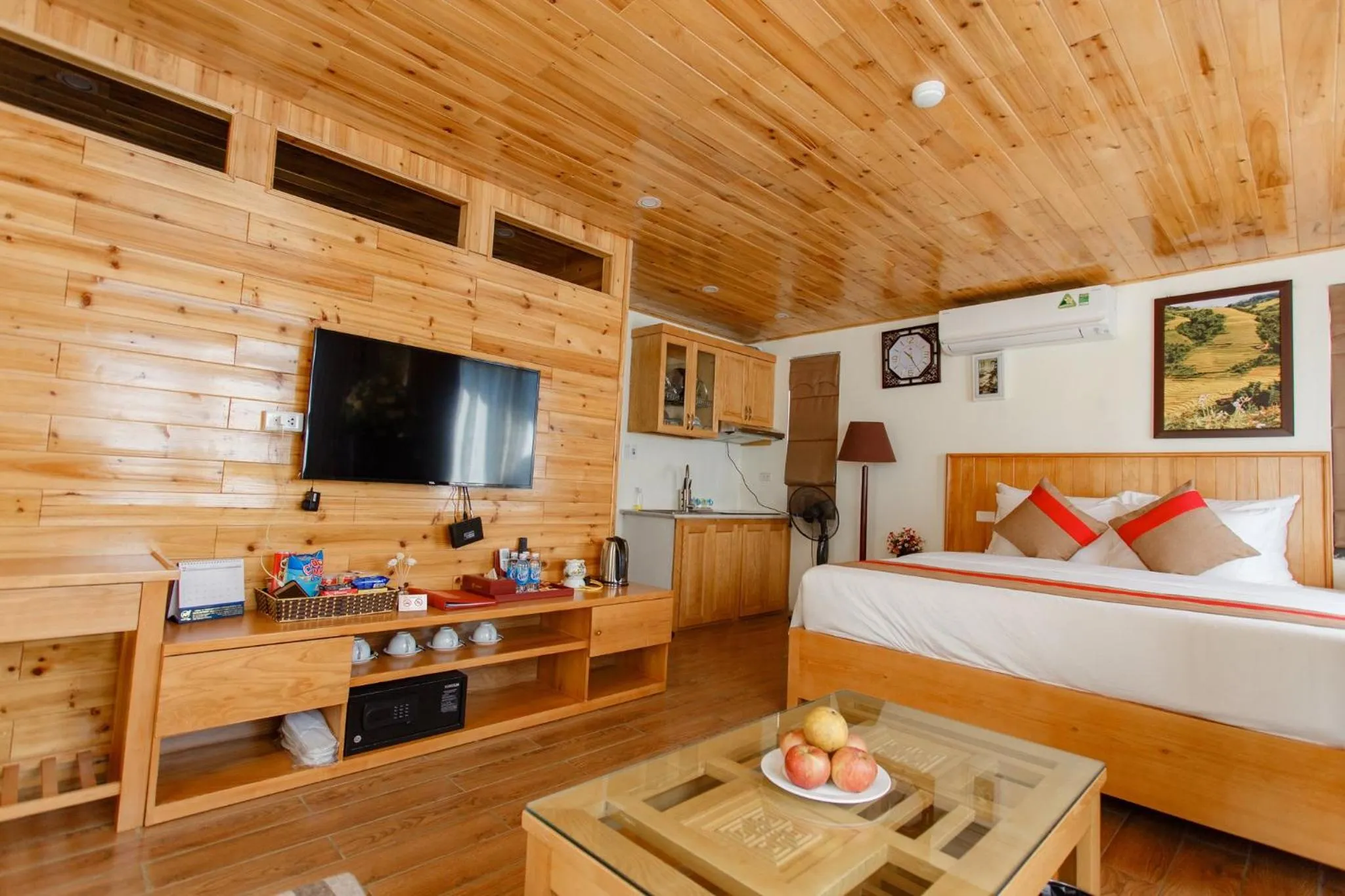 Photo of the whole room in SaPa Retreat Condotel