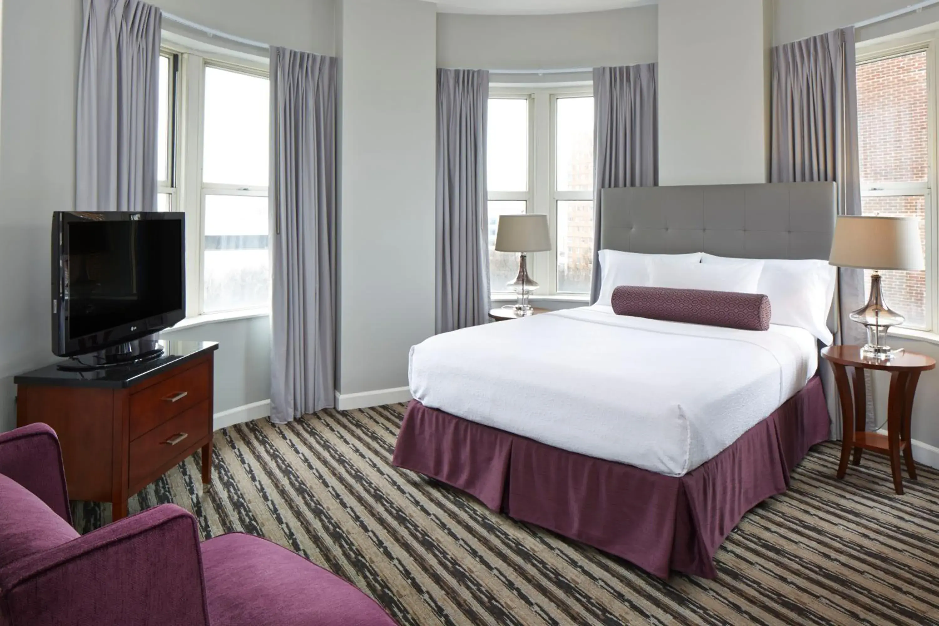 Two Bedroom, Two Bath Apartment with Kitchen in The Georgian Terrace Two Bedroom, Two Bath Apartment with Kitchen in The Georgian Terrace