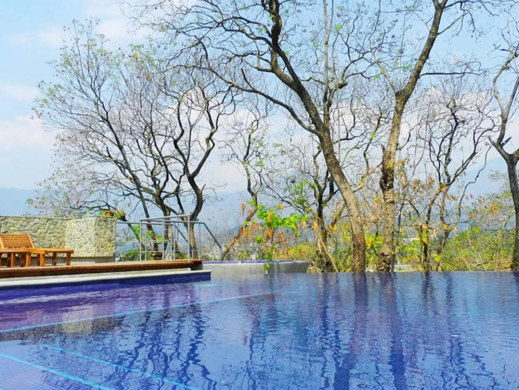 Swimming pool in Kawilal Hotel