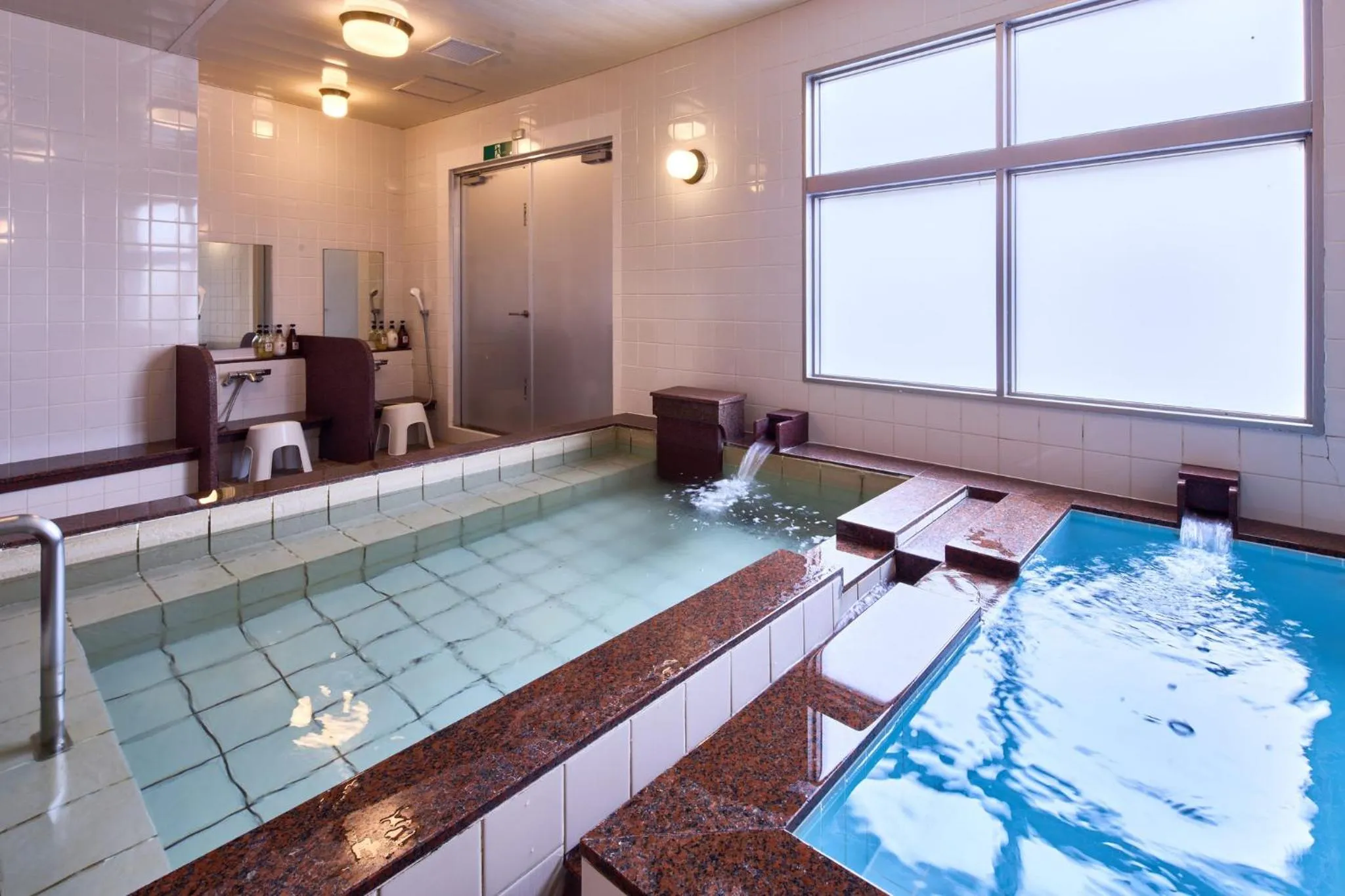 Spa and wellness centre/facilities in ANA Crowne Plaza Resort Okinawa Uruma Hills By IHG