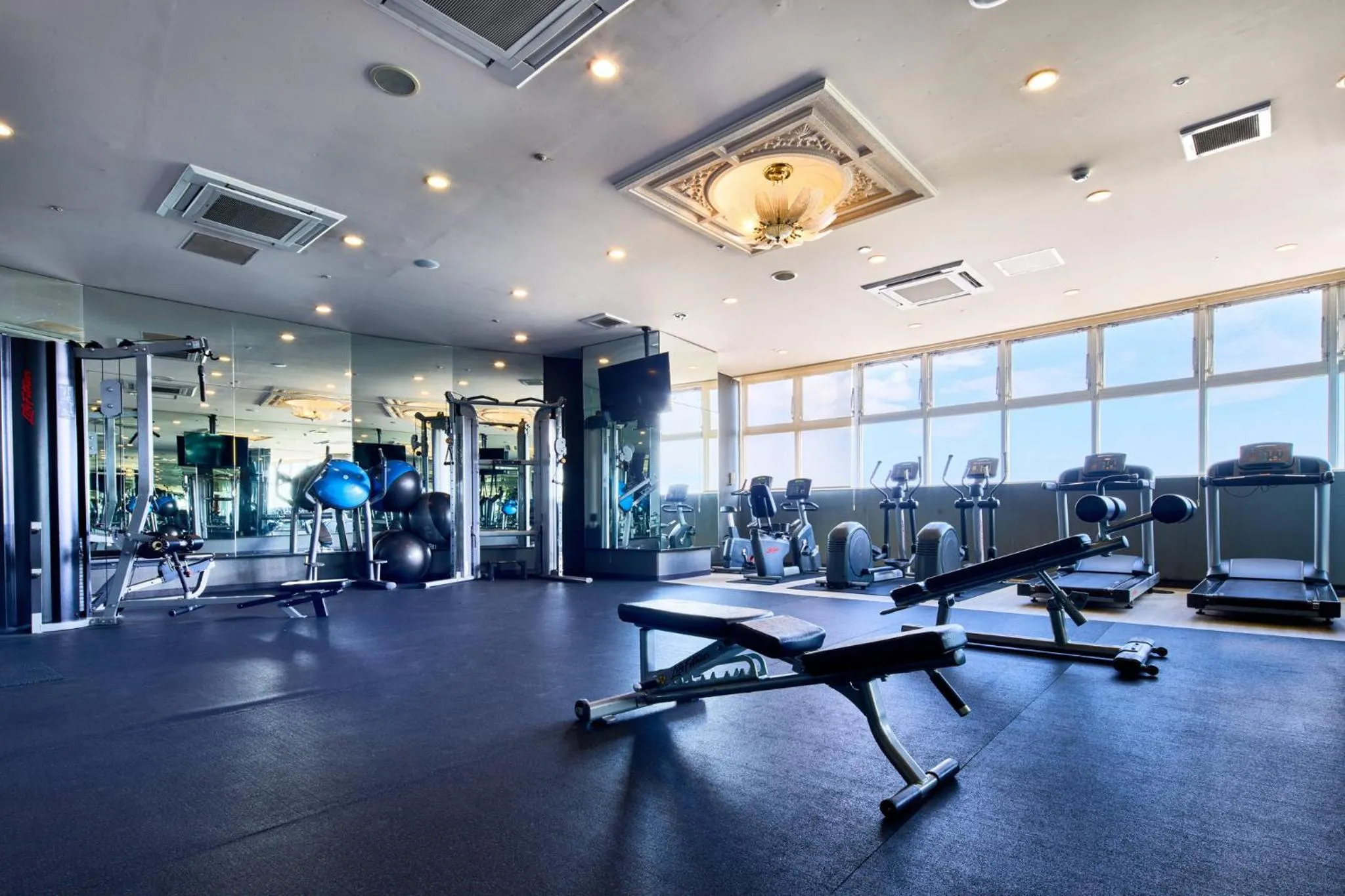 Fitness centre/facilities in ANA Crowne Plaza Resort Okinawa Uruma Hills By IHG