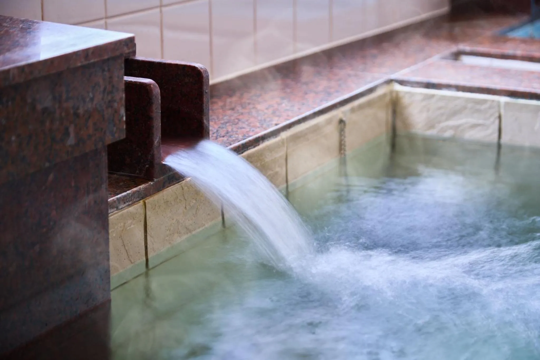 Spa and wellness centre/facilities in ANA Crowne Plaza Resort Okinawa Uruma Hills By IHG