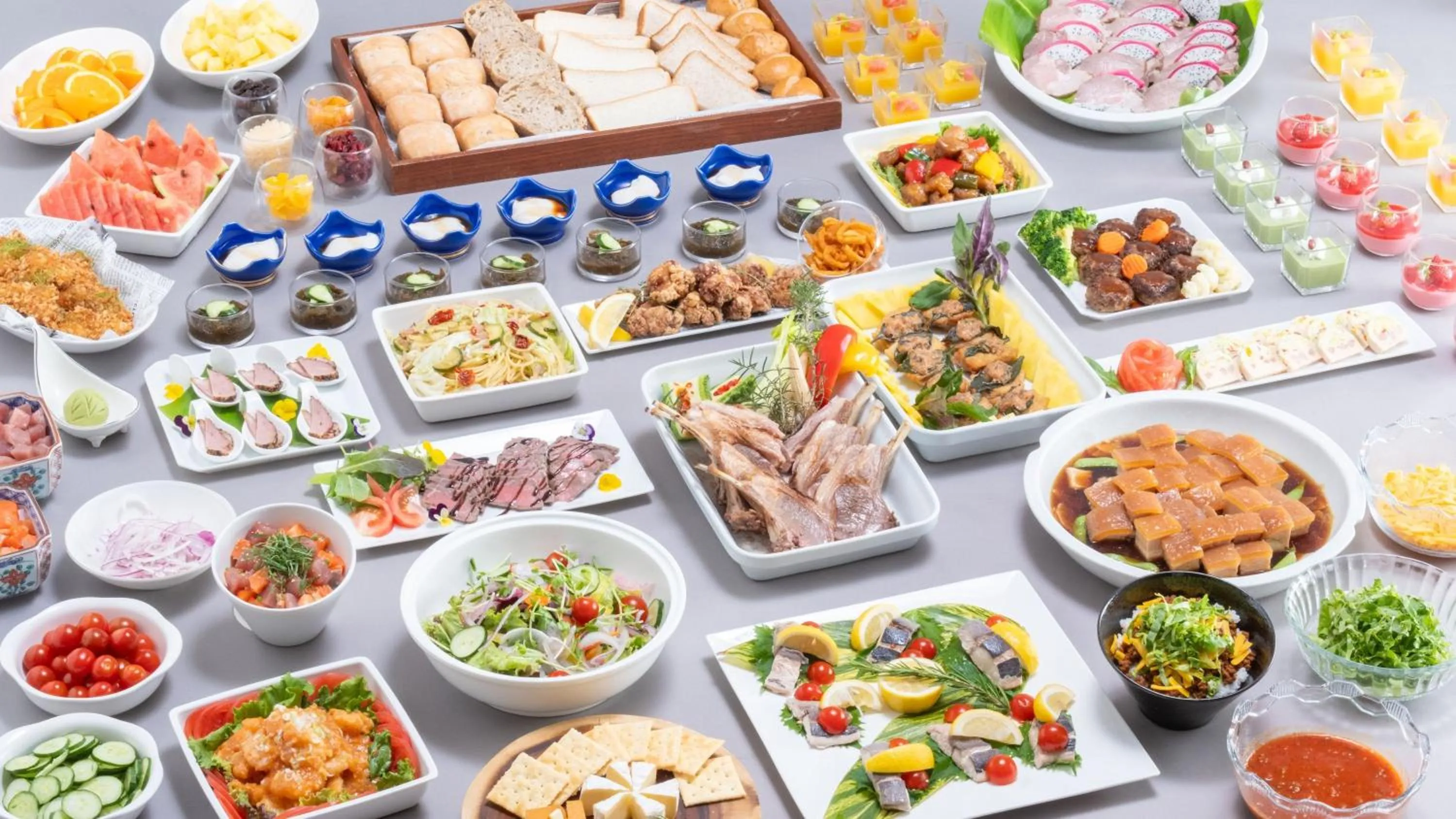 Restaurant/places to eat in ANA Crowne Plaza Resort Okinawa Uruma Hills By IHG