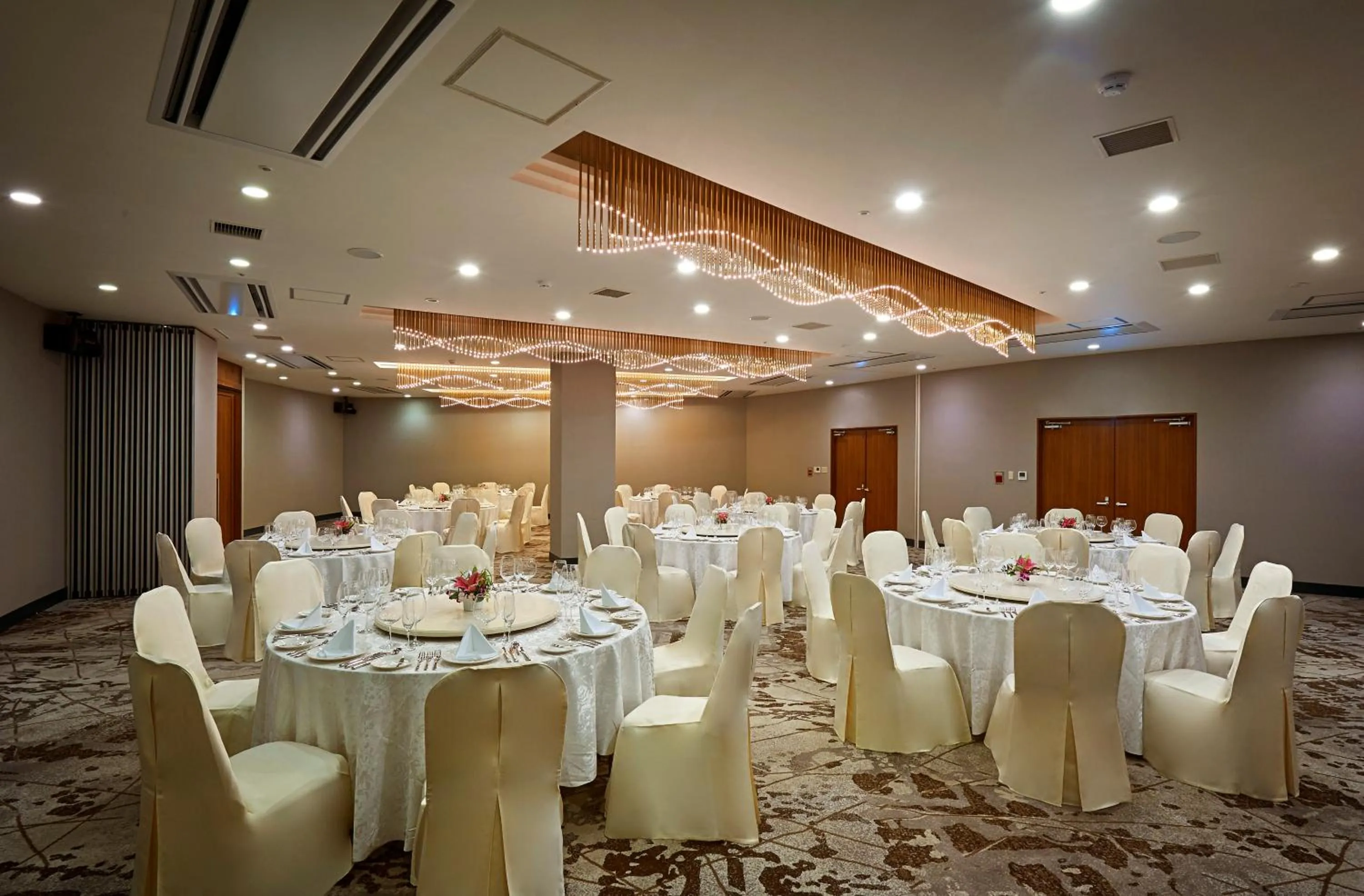 Banquet/Function facilities in ANA Crowne Plaza Resort Okinawa Uruma Hills By IHG