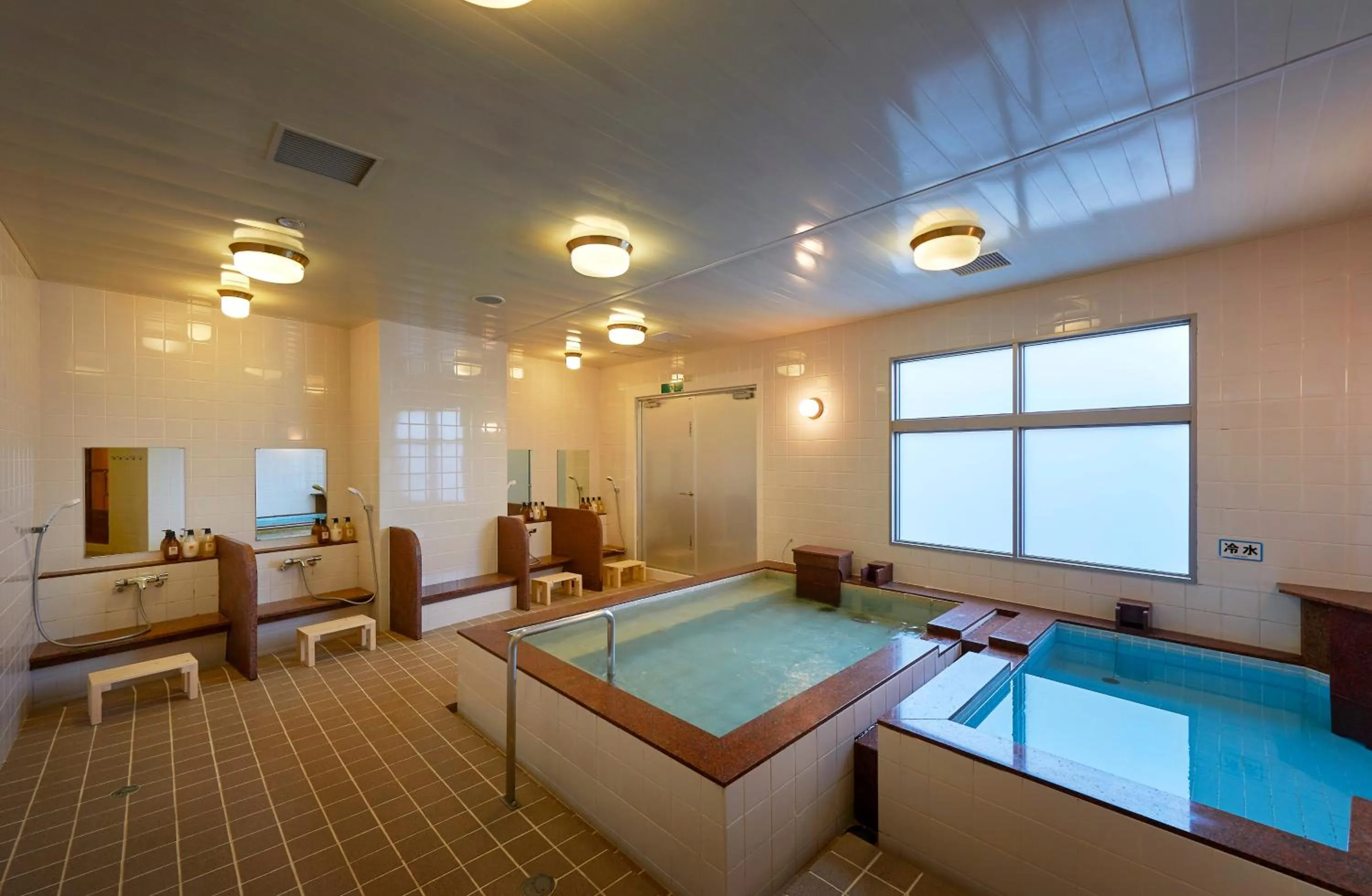 Spa and wellness centre/facilities in ANA Crowne Plaza Resort Okinawa Uruma Hills By IHG