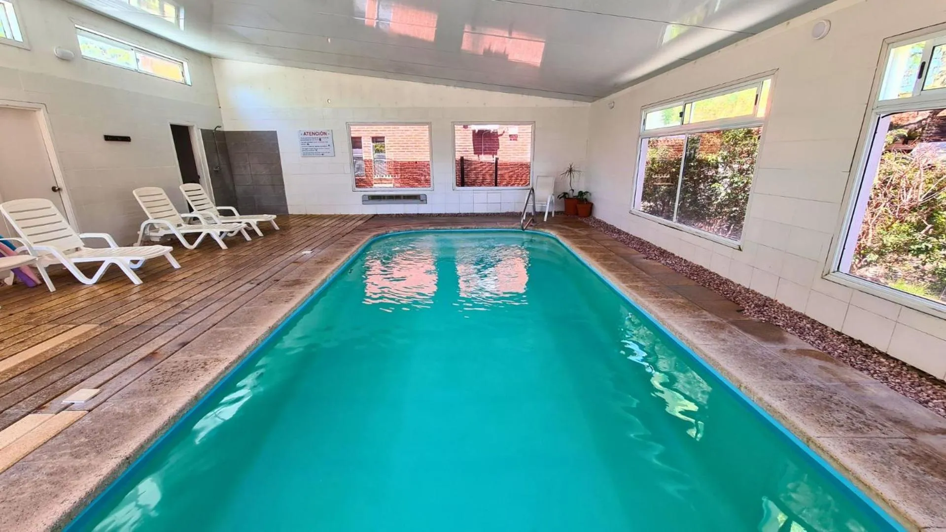 Swimming pool in Complejo Cabañas Piriápolis