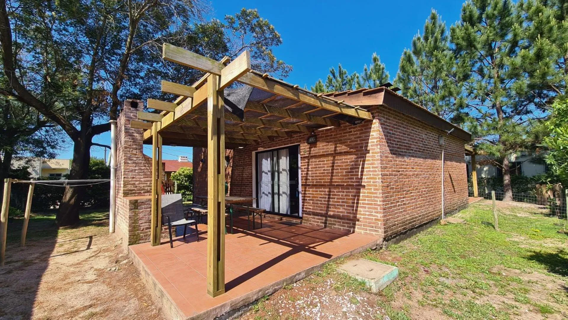 Garden view in Complejo Cabañas Piriápolis