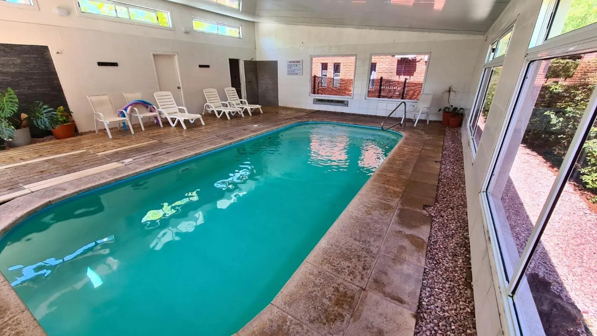 Swimming pool in Complejo Cabañas Piriápolis