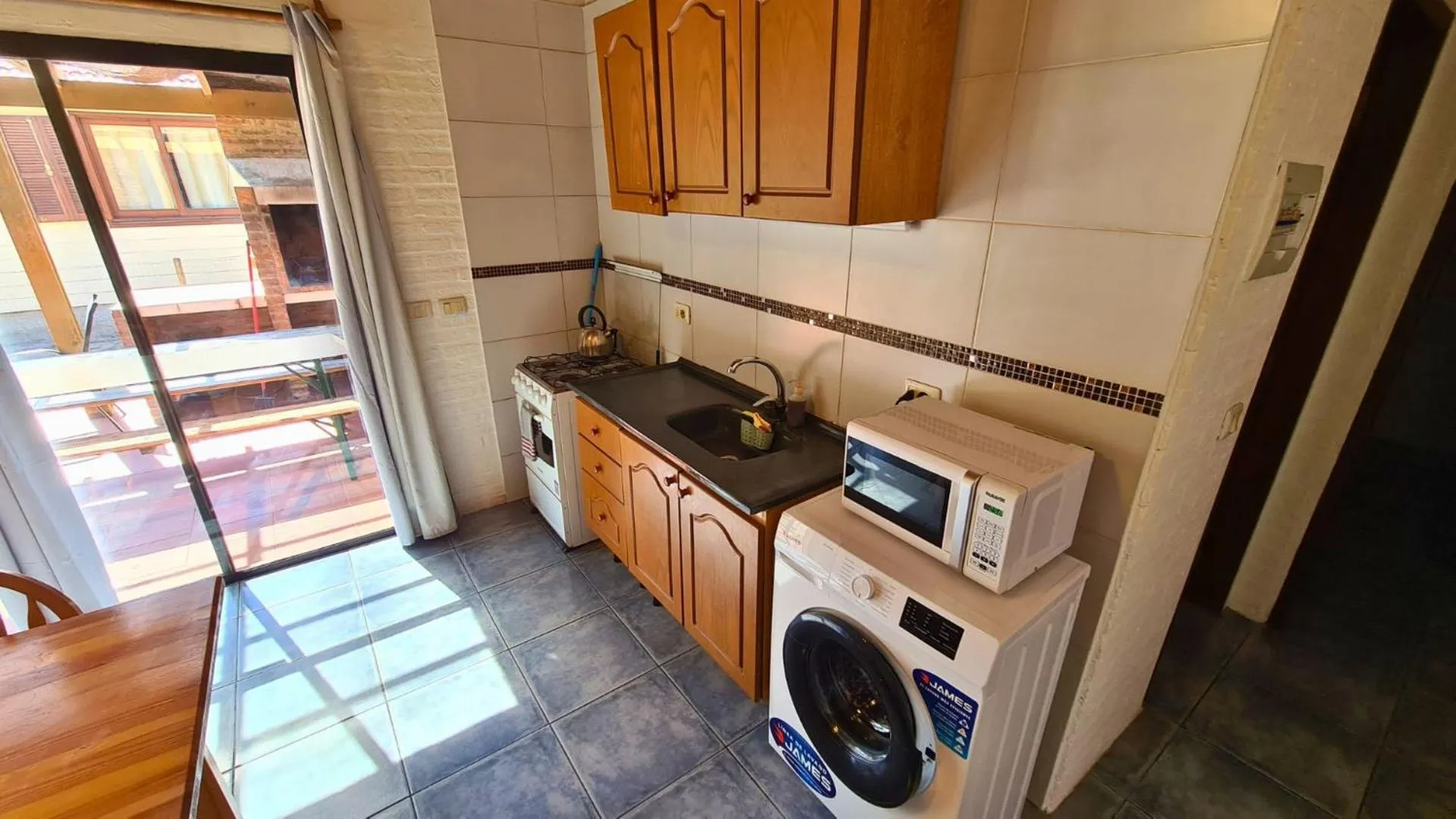 kitchen in Complejo Cabañas Piriápolis