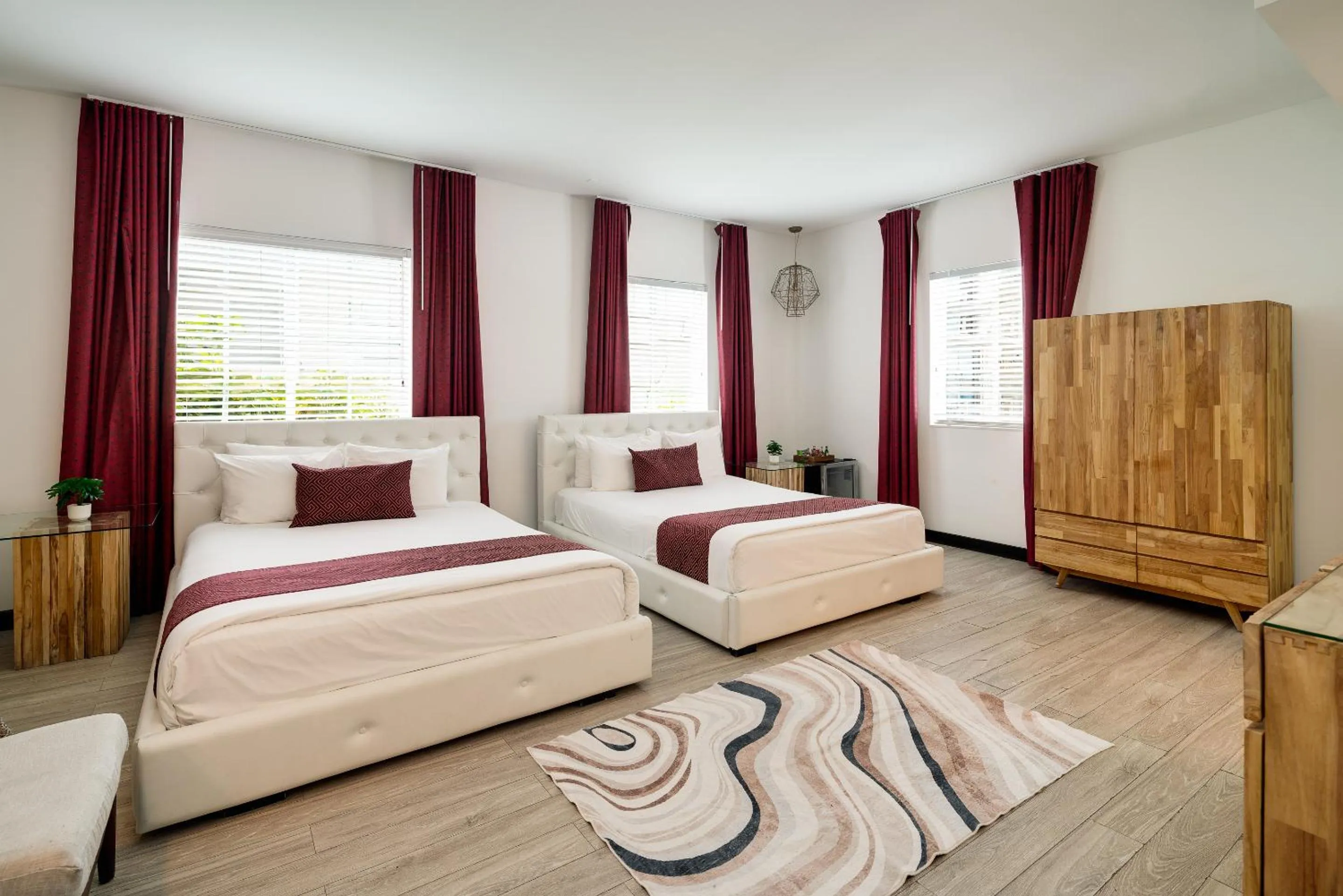 Bed in Catalina Hotel & Beach Club