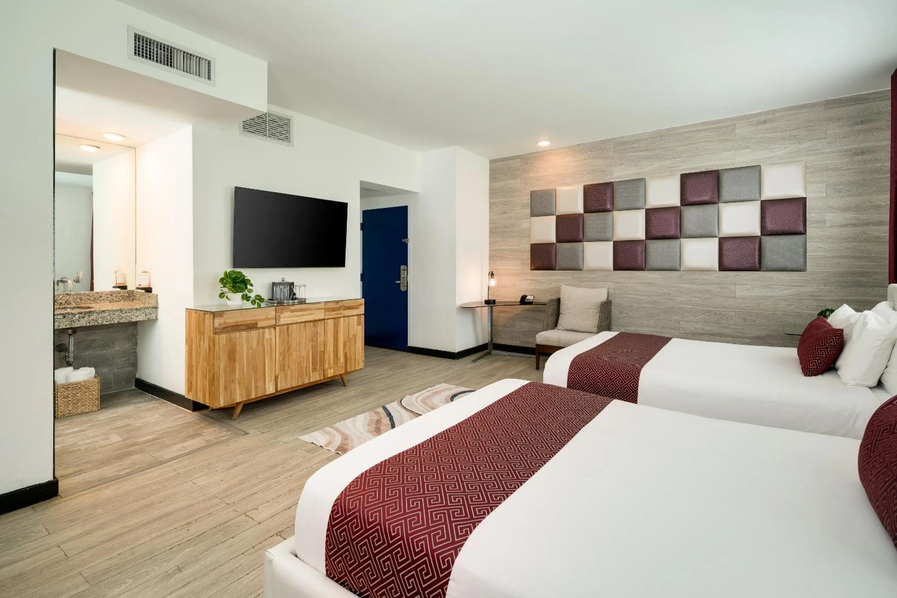 Bed in Catalina Hotel & Beach Club