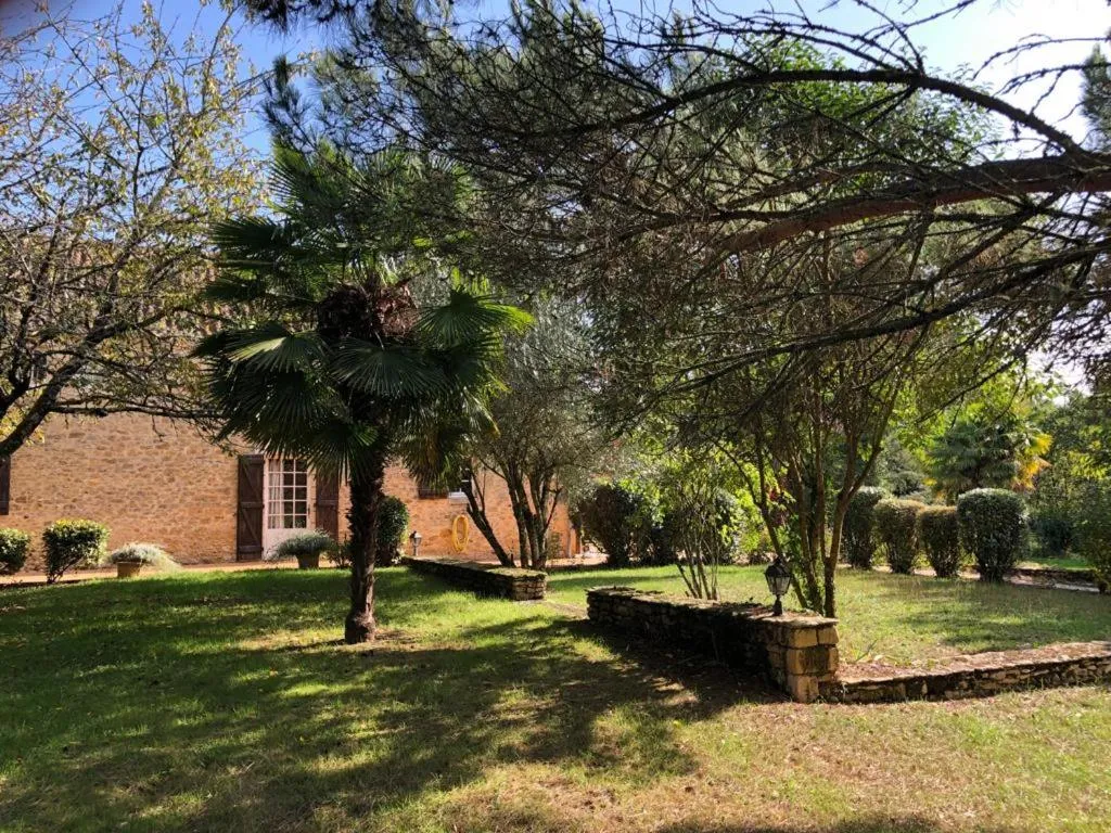 Garden in Le domaine Aubazen