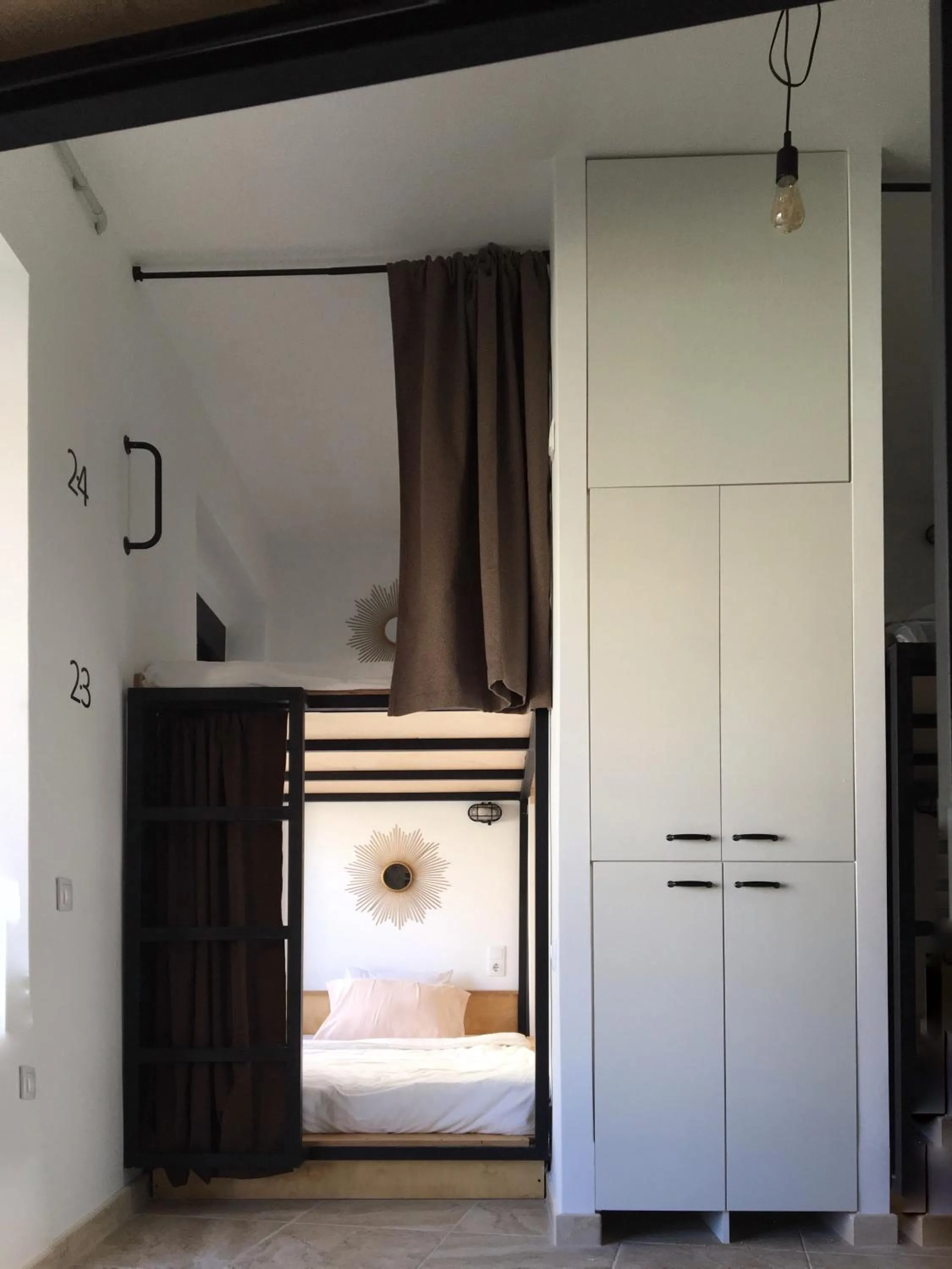 Bed in Hostal Numero Trece