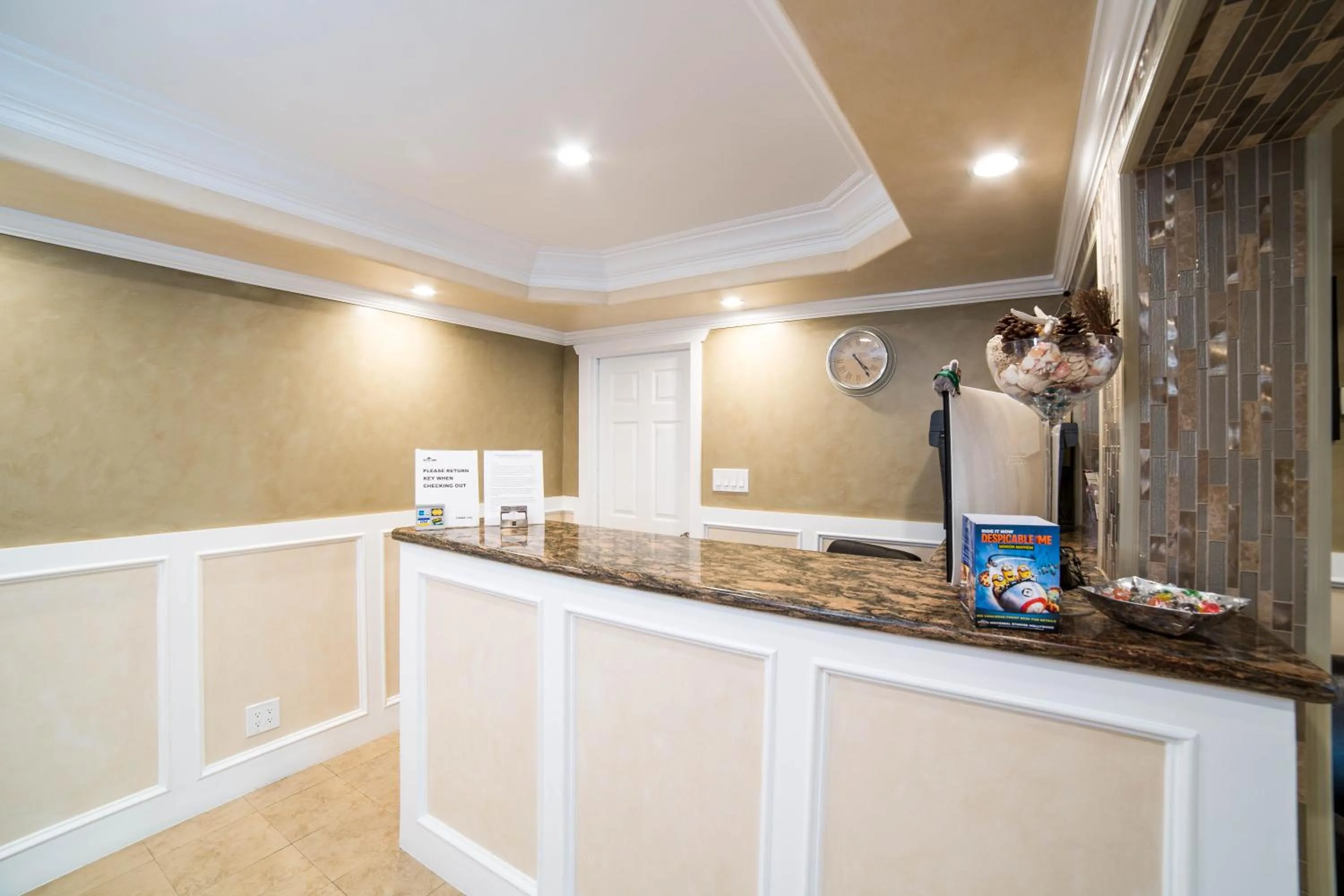 Lobby or reception in Nite Inn at Universal City - Walking Distance to Universal Studios Hollywood