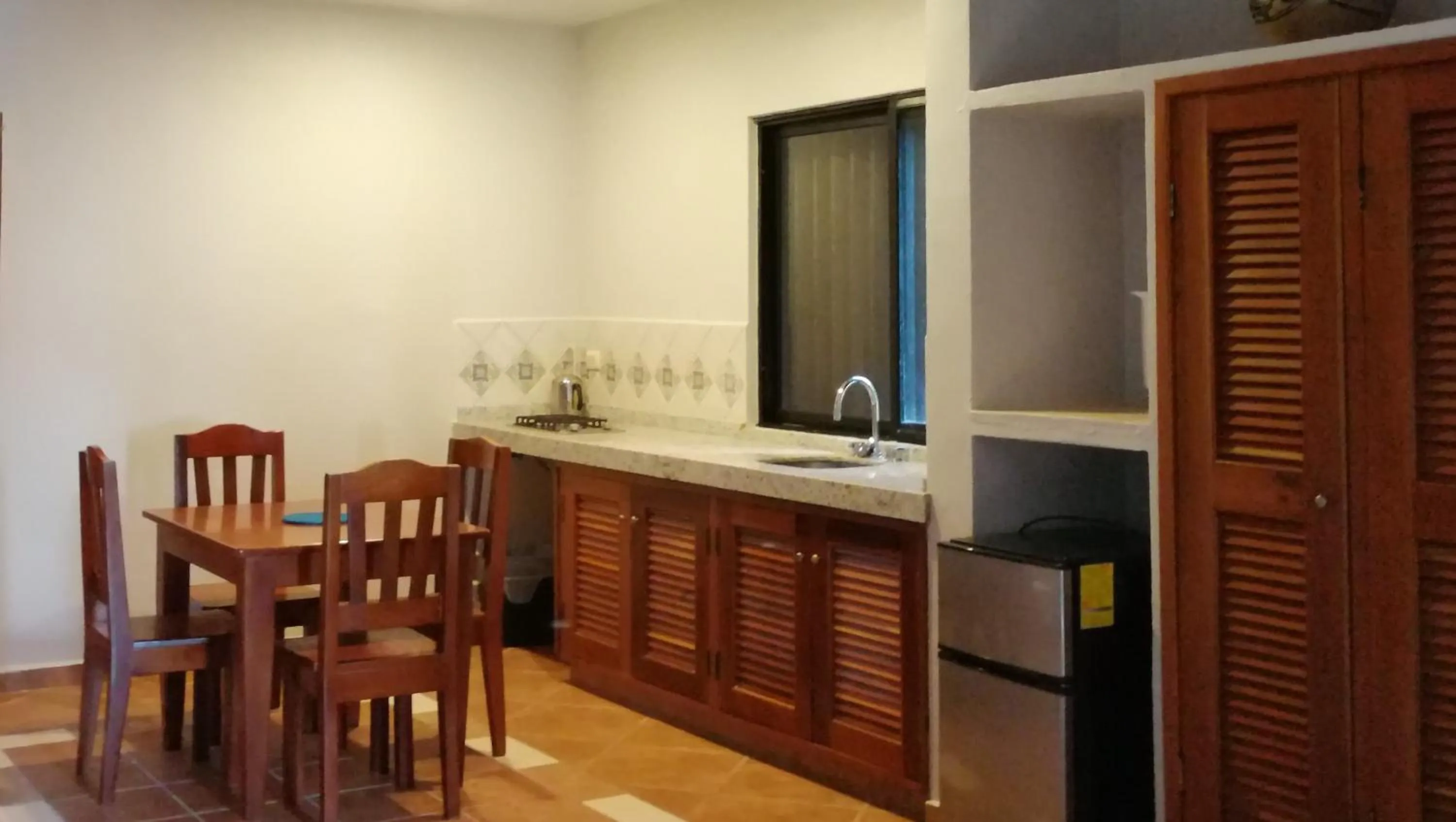 Kitchen or kitchenette in Margarita del Sol Hotel Costa Maya