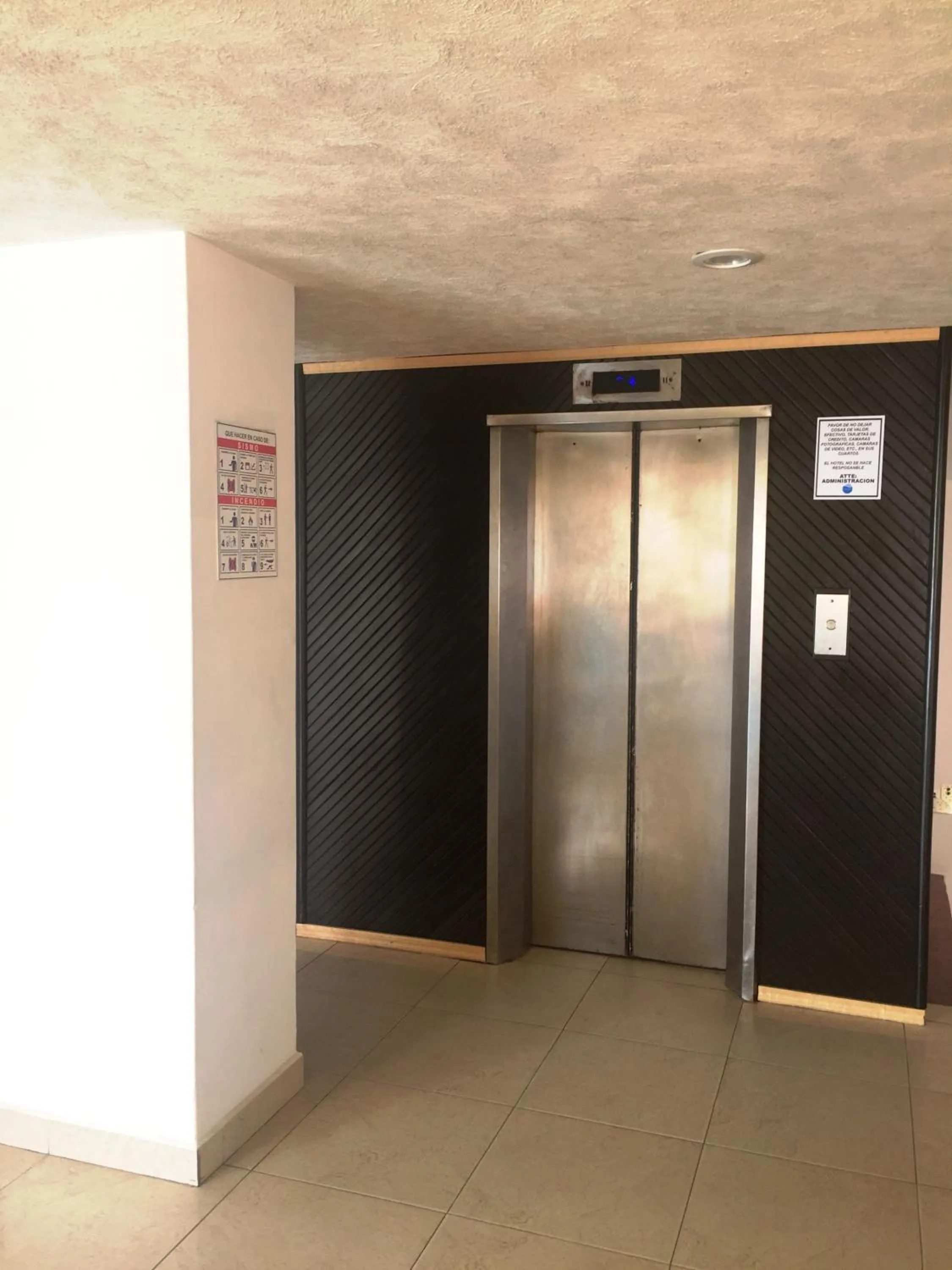 elevator in Hotel Essen's