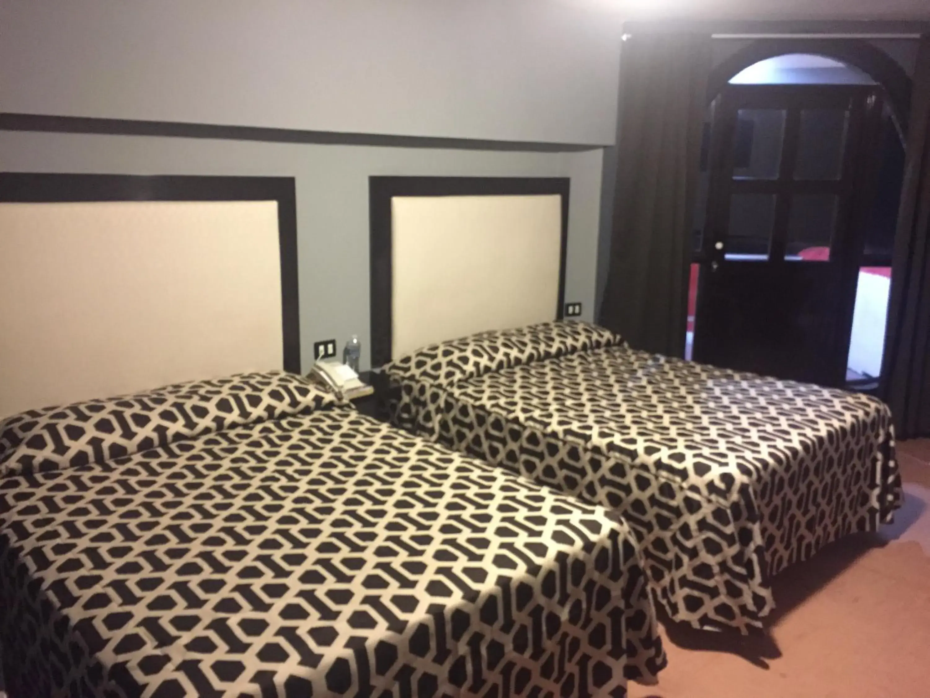 Double Room With Two Double Beds with Sea View in Hotel Essen's Double Room With Two Double Beds with Sea View in Hotel Essen's