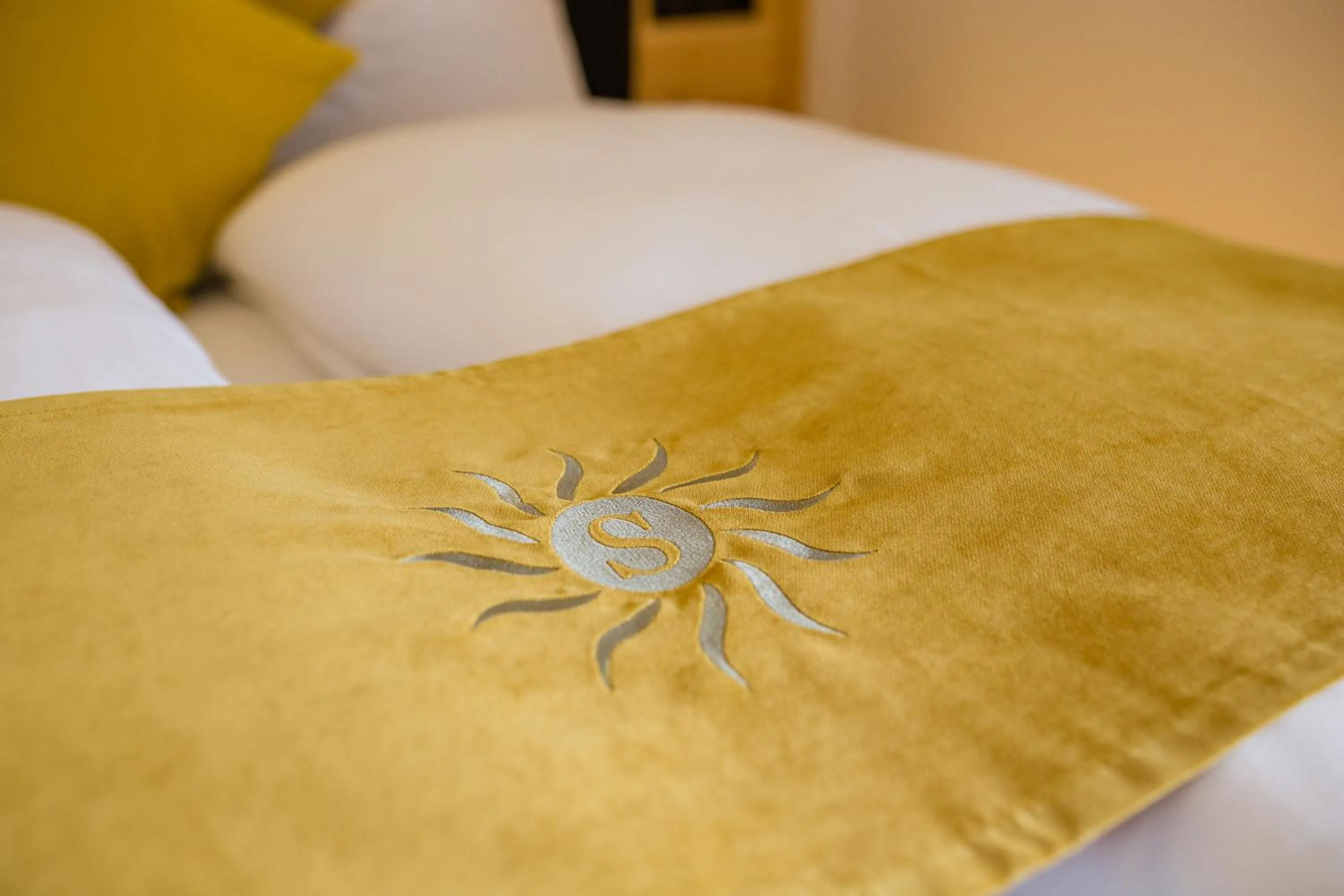 Property logo or sign, Bed in Gästehaus Sonnenwirth