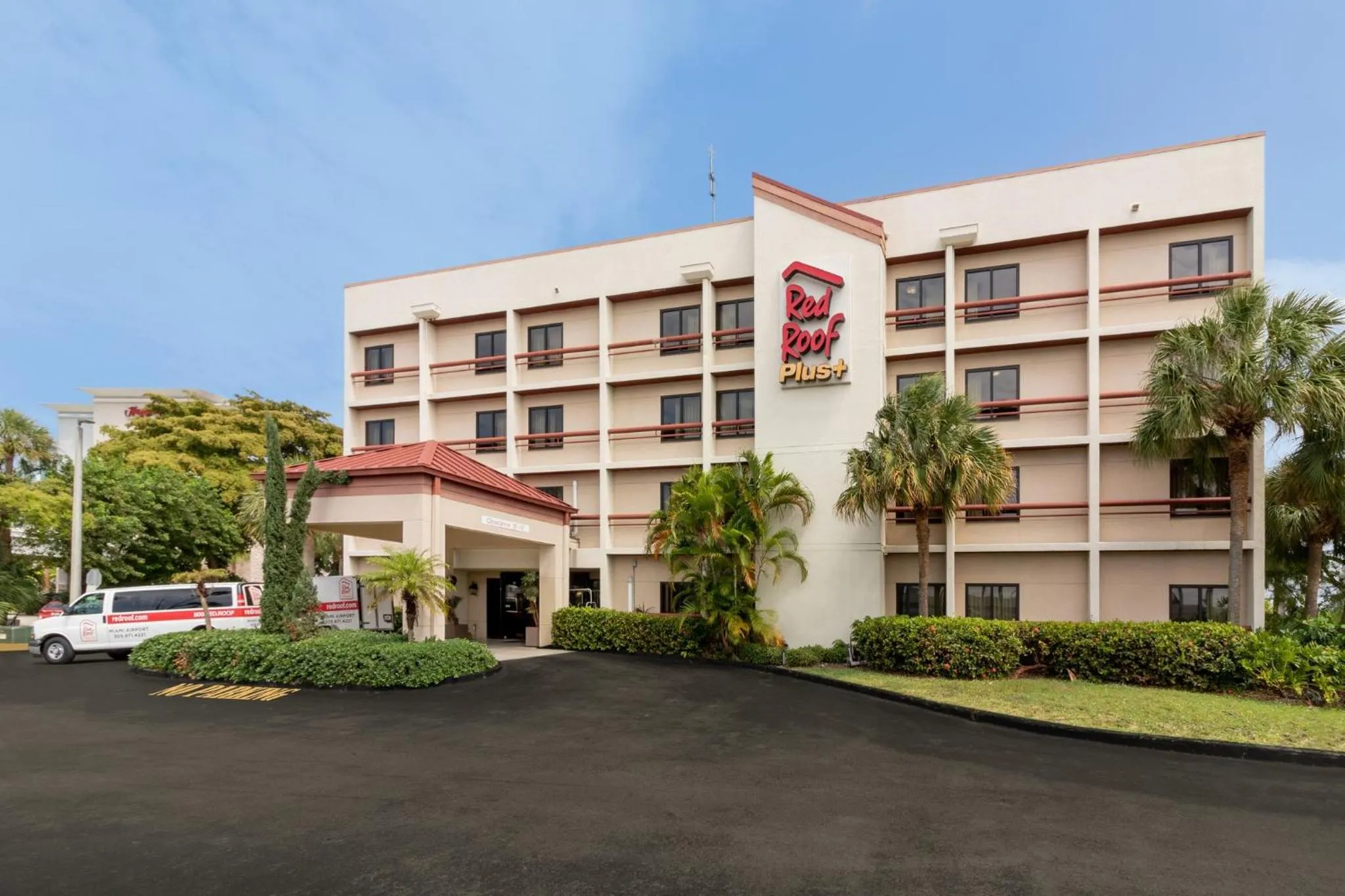 Property building in Red Roof PLUS Miami Airport