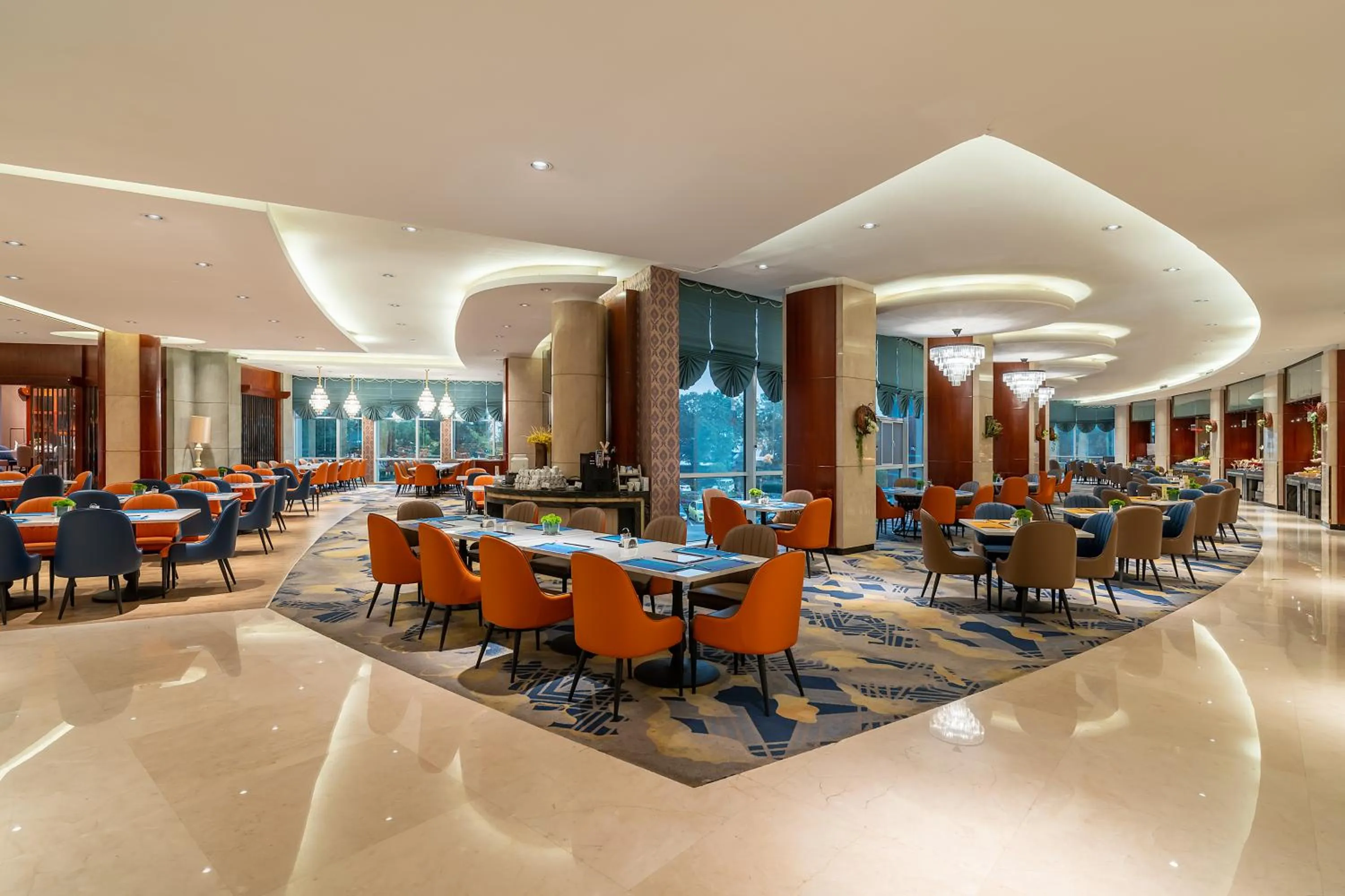 Restaurant/places to eat in Ramada Plaza By Wyndham Taian